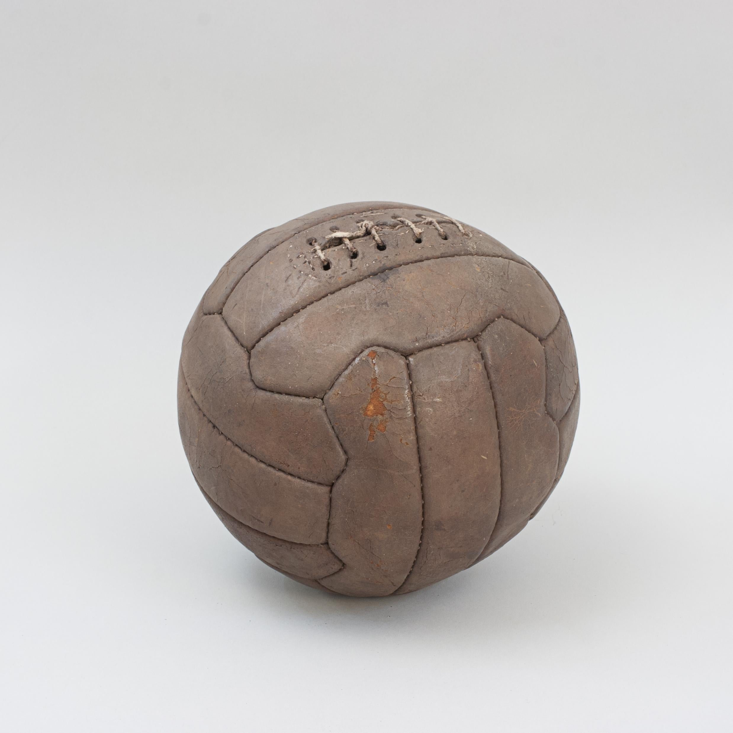 XX secolo Calcio in pelle in vendita