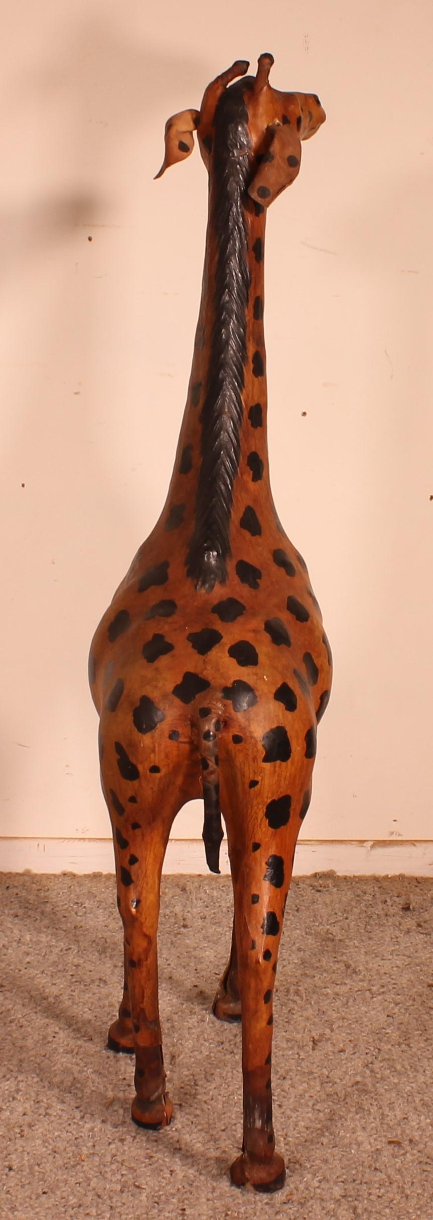 Leder Giraffen aus Leder, 20. Jahrhundert, England im Angebot 4