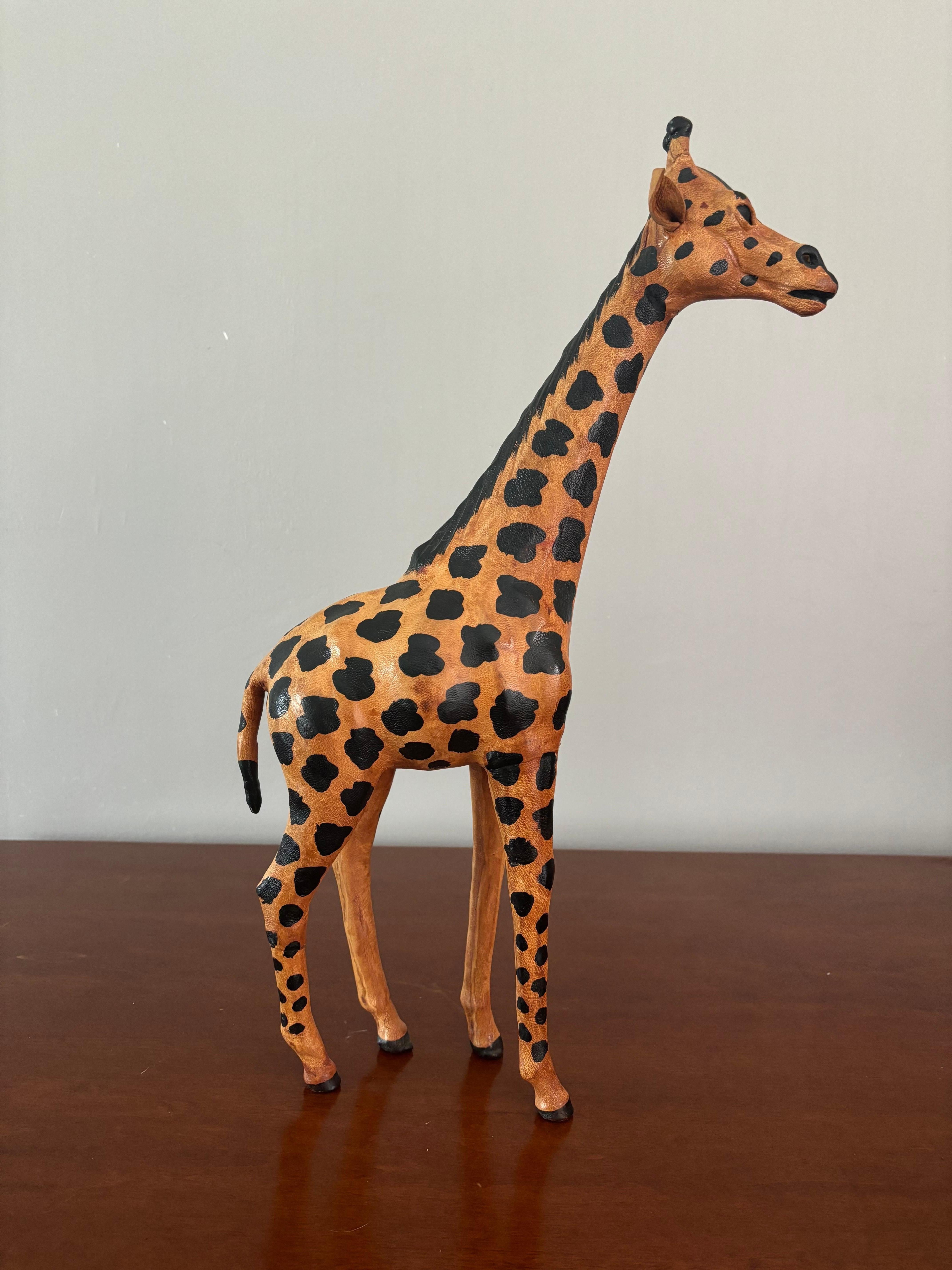 Giraffen-Skulptur aus Leder (20. Jahrhundert) im Angebot