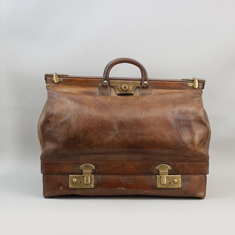 Vintage Belted Leather Gladstone Bag 20"