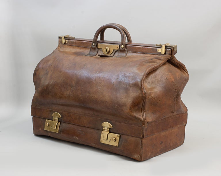Bonhams : A leather and canvas Gladstone-bag by Tanner Krolle, retailed by  Fortnum & Mason