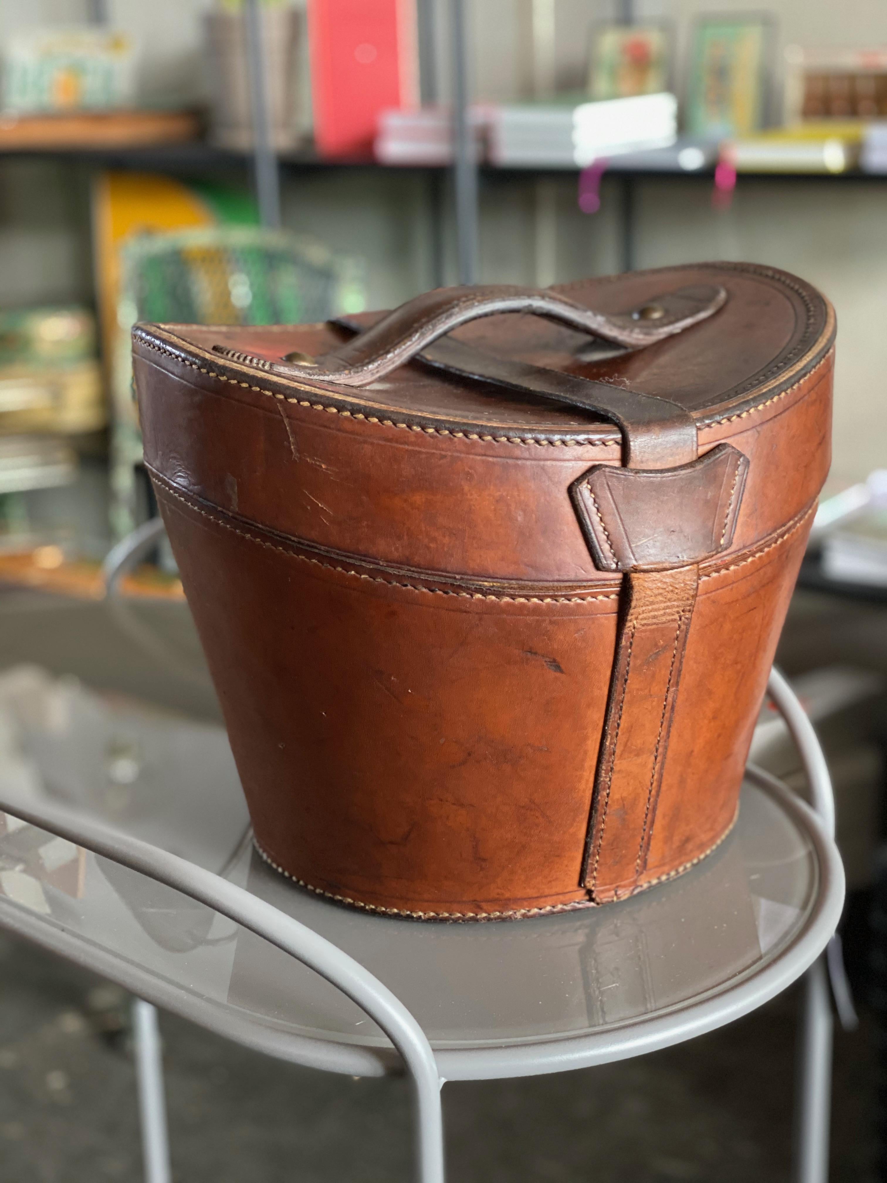 Leather Hat Box with Brass Fasteners, circa 1900, Bandbox, Brown 2