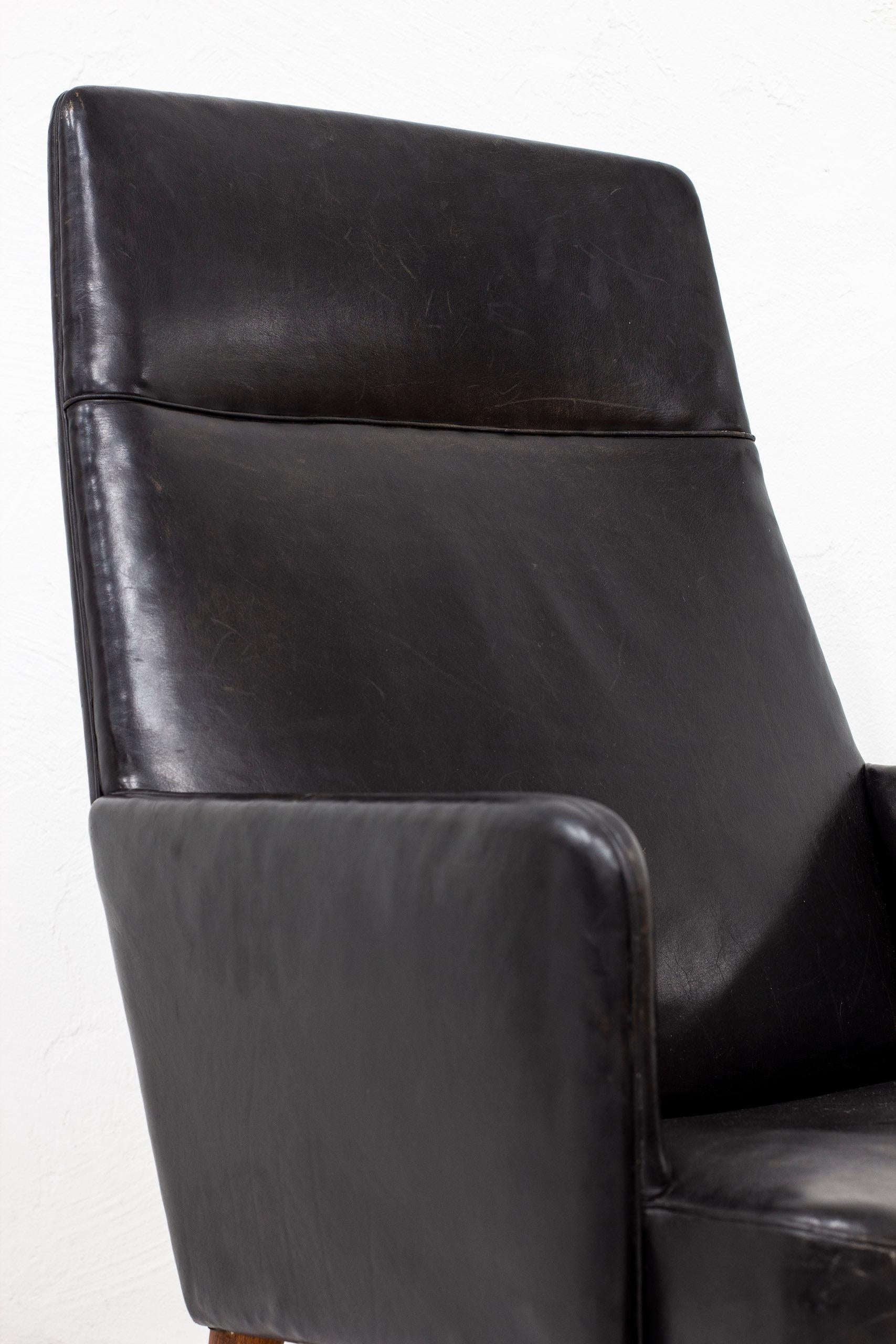 Leather High Back Chair by Ejnar Larsen & Aksel Bender Madsen, Denmark, 1950s 2