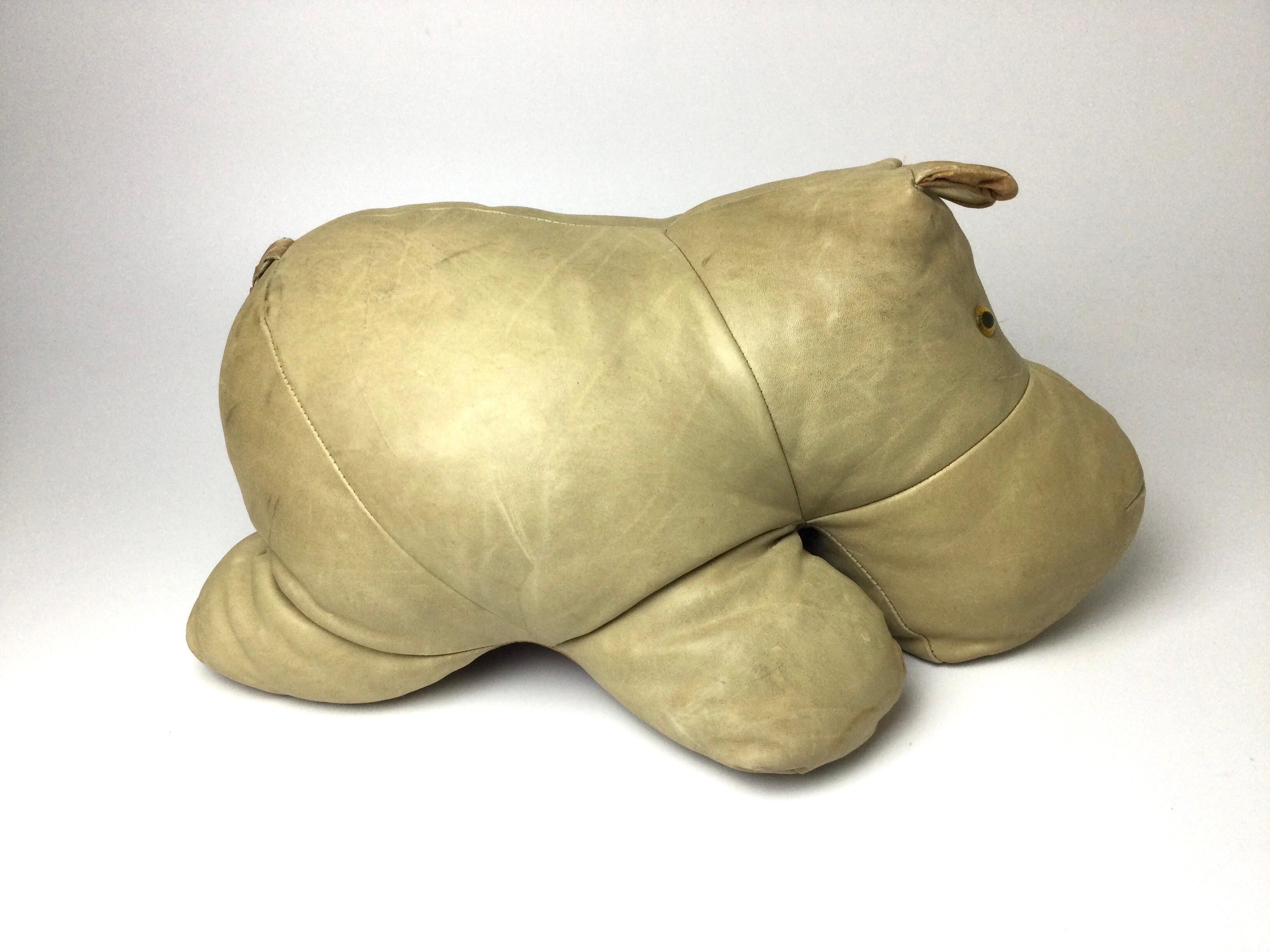Hippopotamus-Fußhocker aus Leder in Leder im Zustand „Gut“ im Angebot in Lambertville, NJ