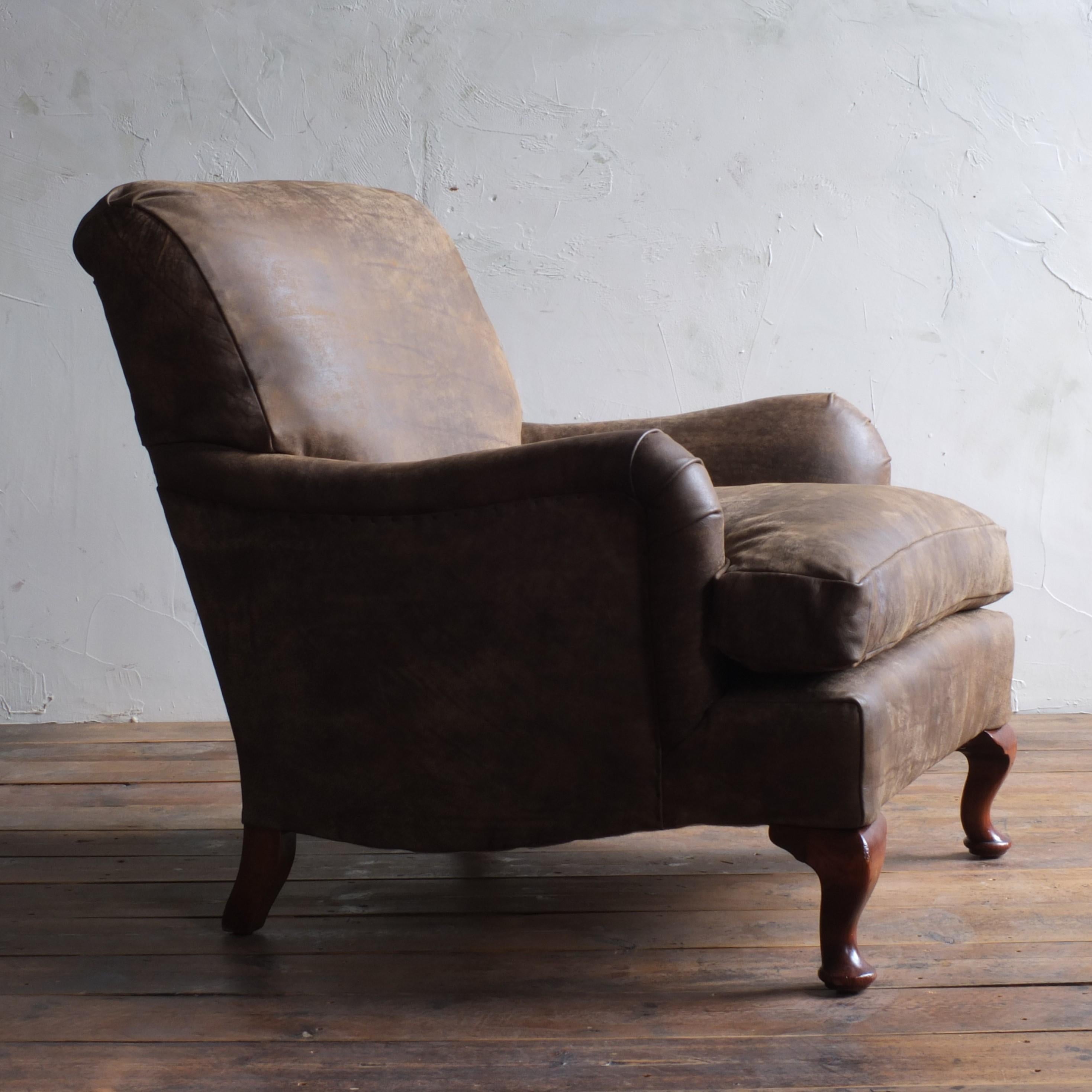 Leather Howard And Sons Bridgewater Armchair In Excellent Condition In Batley, GB