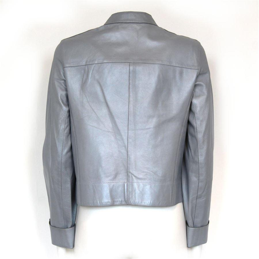 Leather Azure perlage color Central zip closure two pockets Lengt shoulder / hem cm 47 (18.5 inches)
