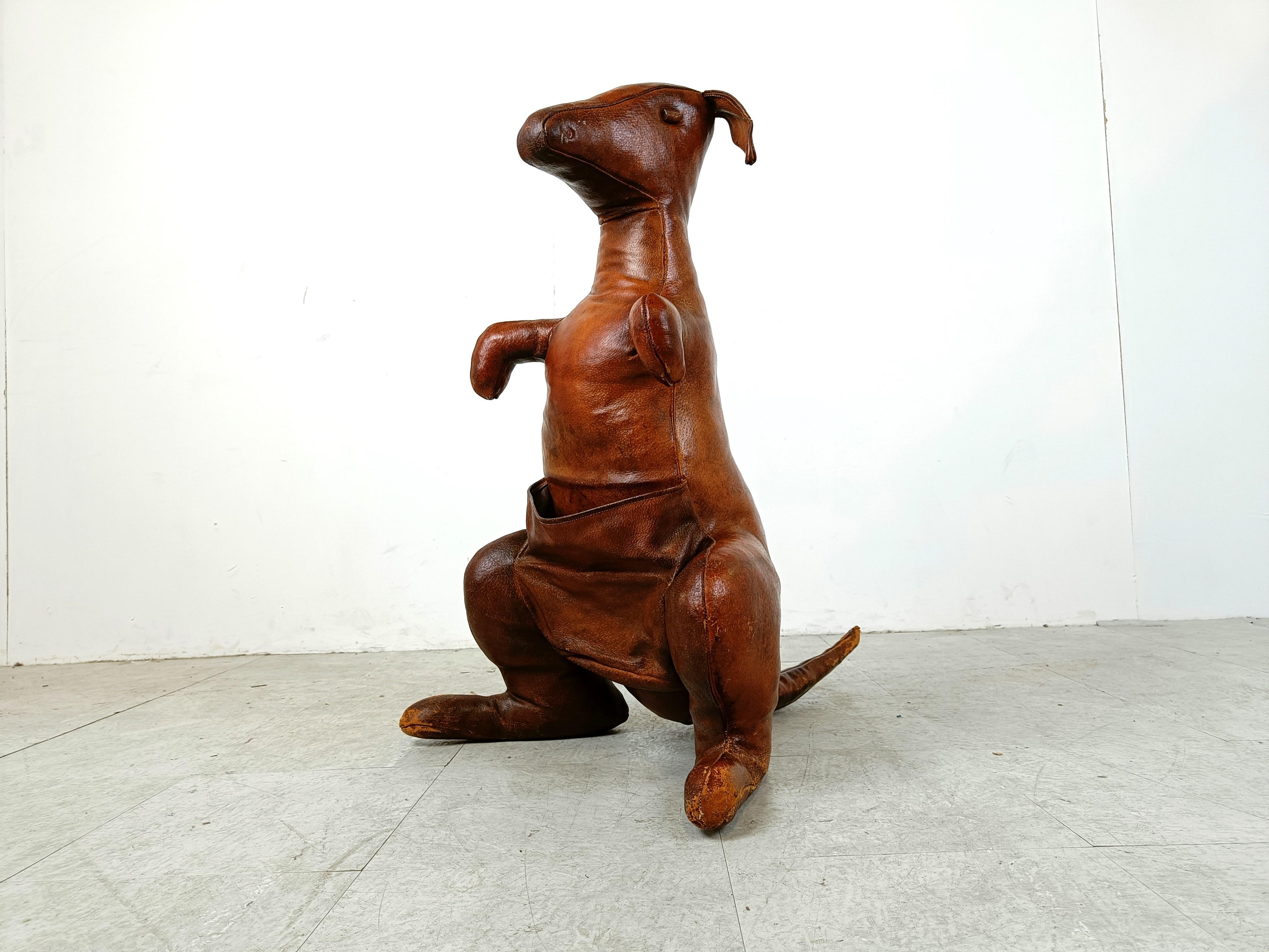 Leather kangaroo Magazine holder by Dimitri Omersa for Abercrombie & Fitch, 1960 2