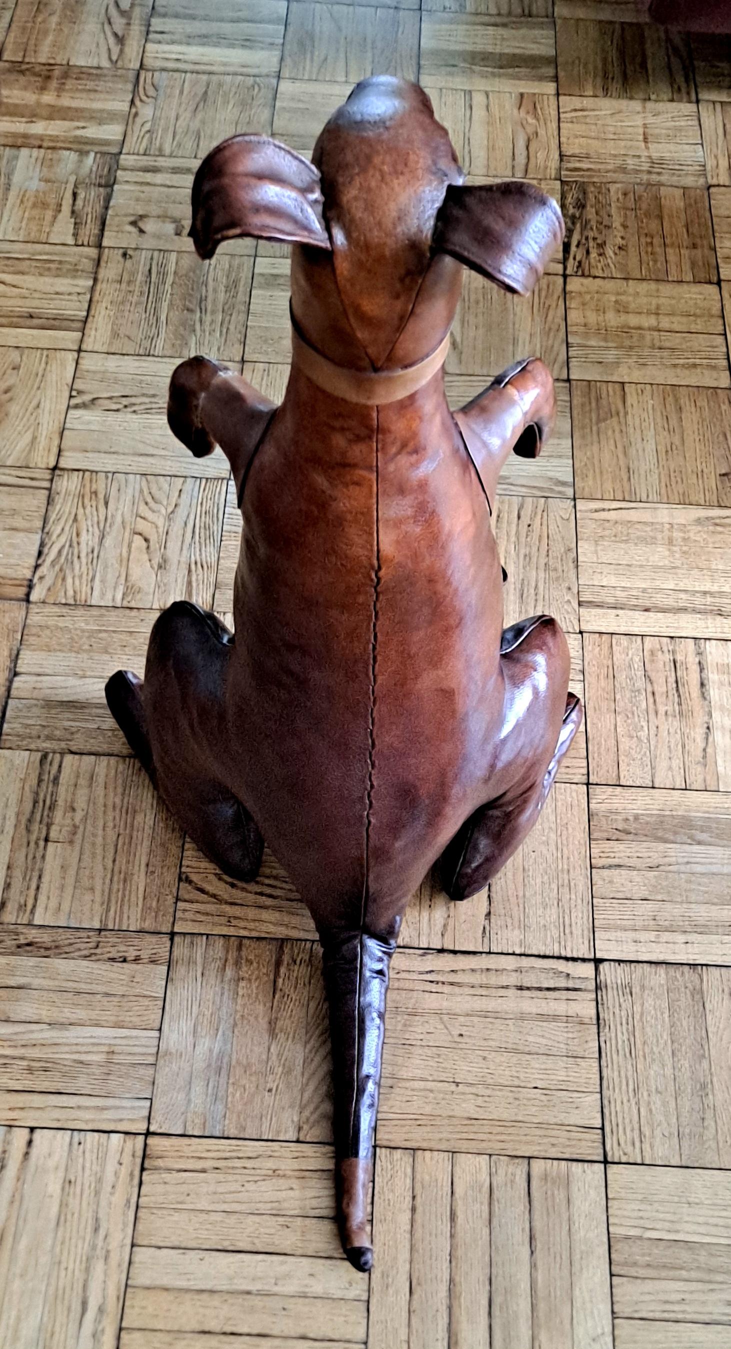 leather Kangaroo magazine Holder by Dimitri Omersa In Good Condition For Sale In Los Angeles, CA