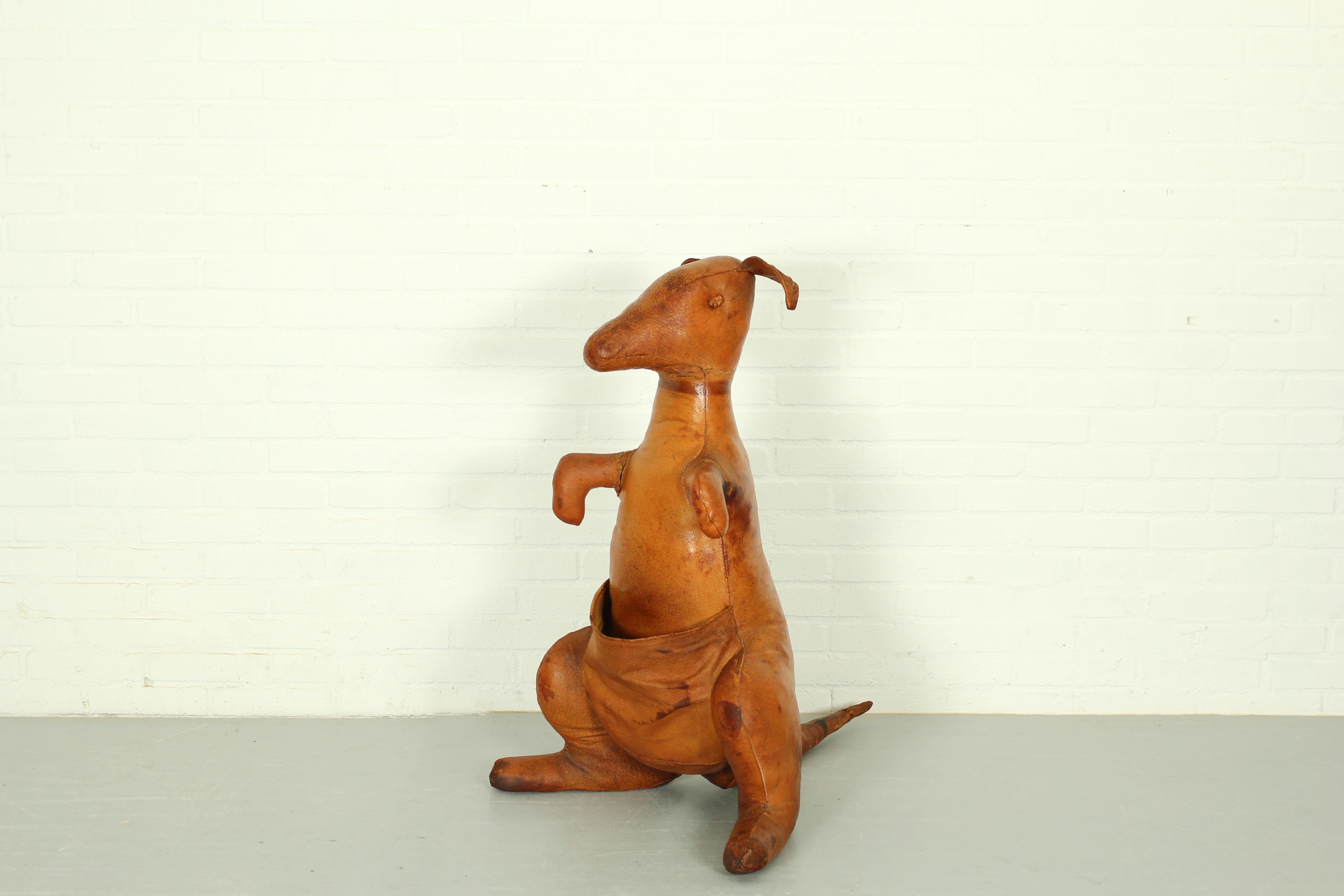 Leather Kangaroo Magazine Stand by Dimitri Omersa, England, 1960s For Sale 2