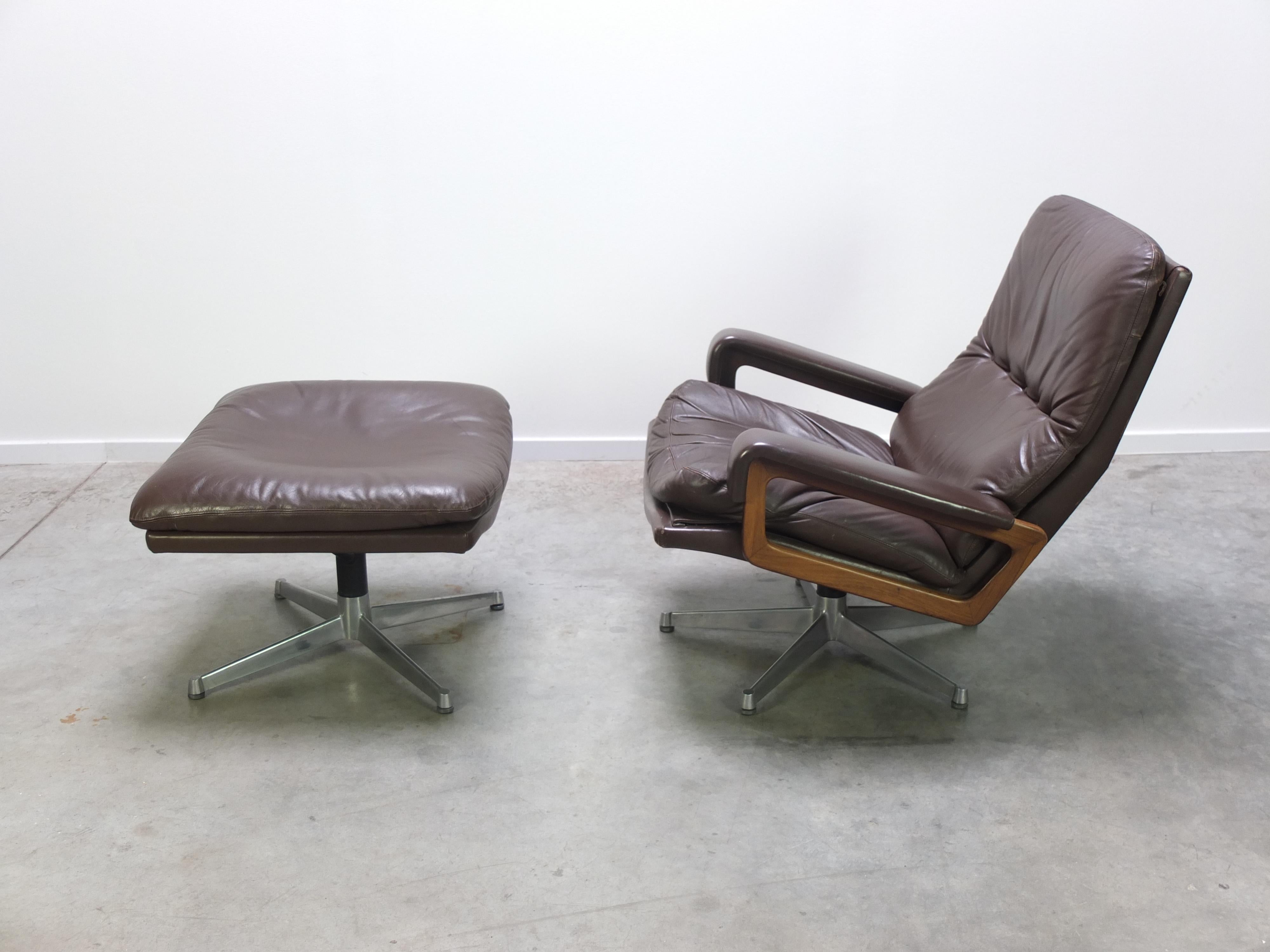 Mid-Century Modern Leather King Lounge Chair with Ottoman by André Vandenbeuck for Strässle, 1960s