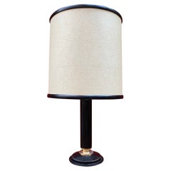 Lampe en cuir dans le style de Jacques Adnet, circa 1950, abat-jour original