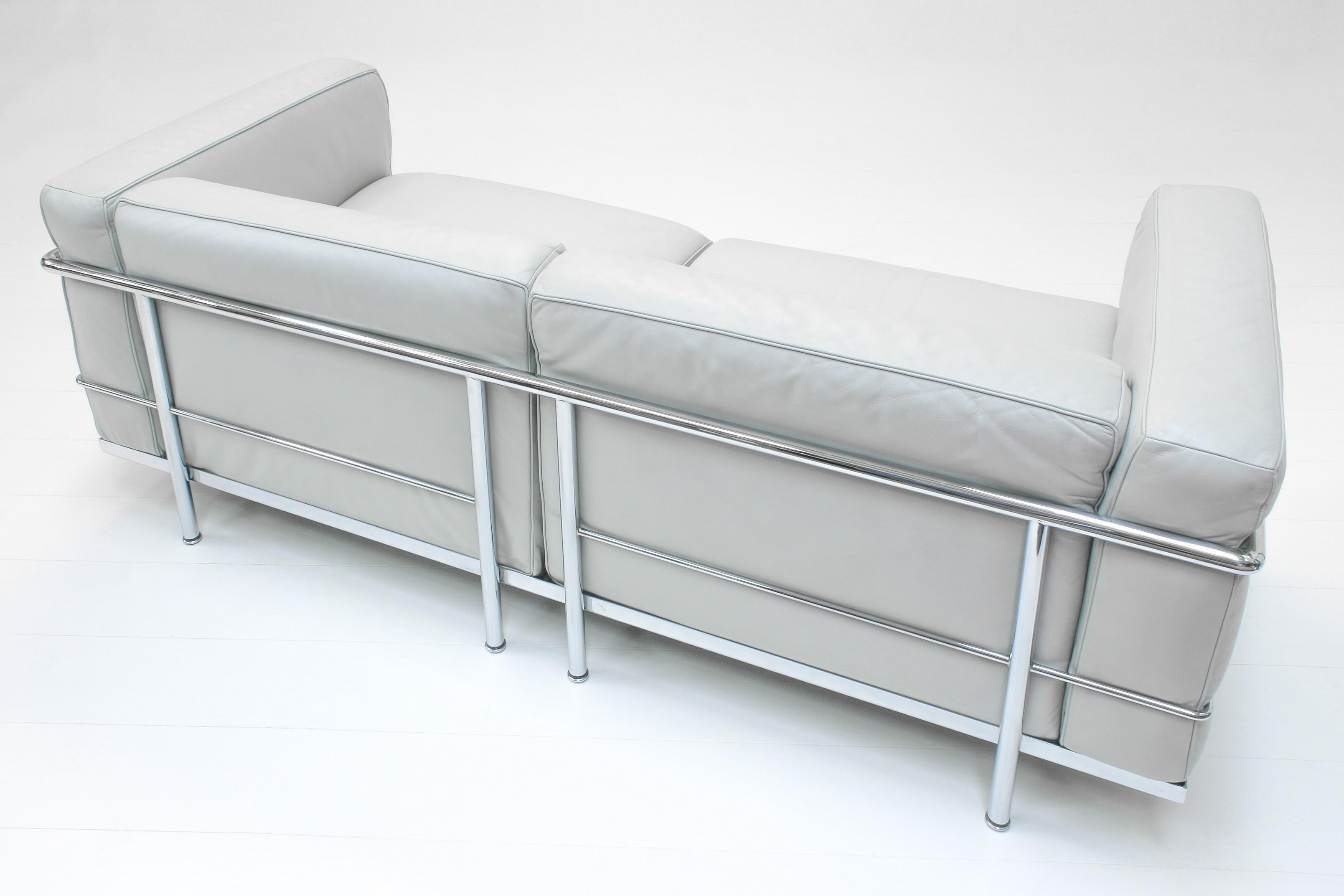 Leder-Sofa LC3 Grand Confort von Le Corbusier & C. Perriand für Cassina (1/2) im Angebot 1