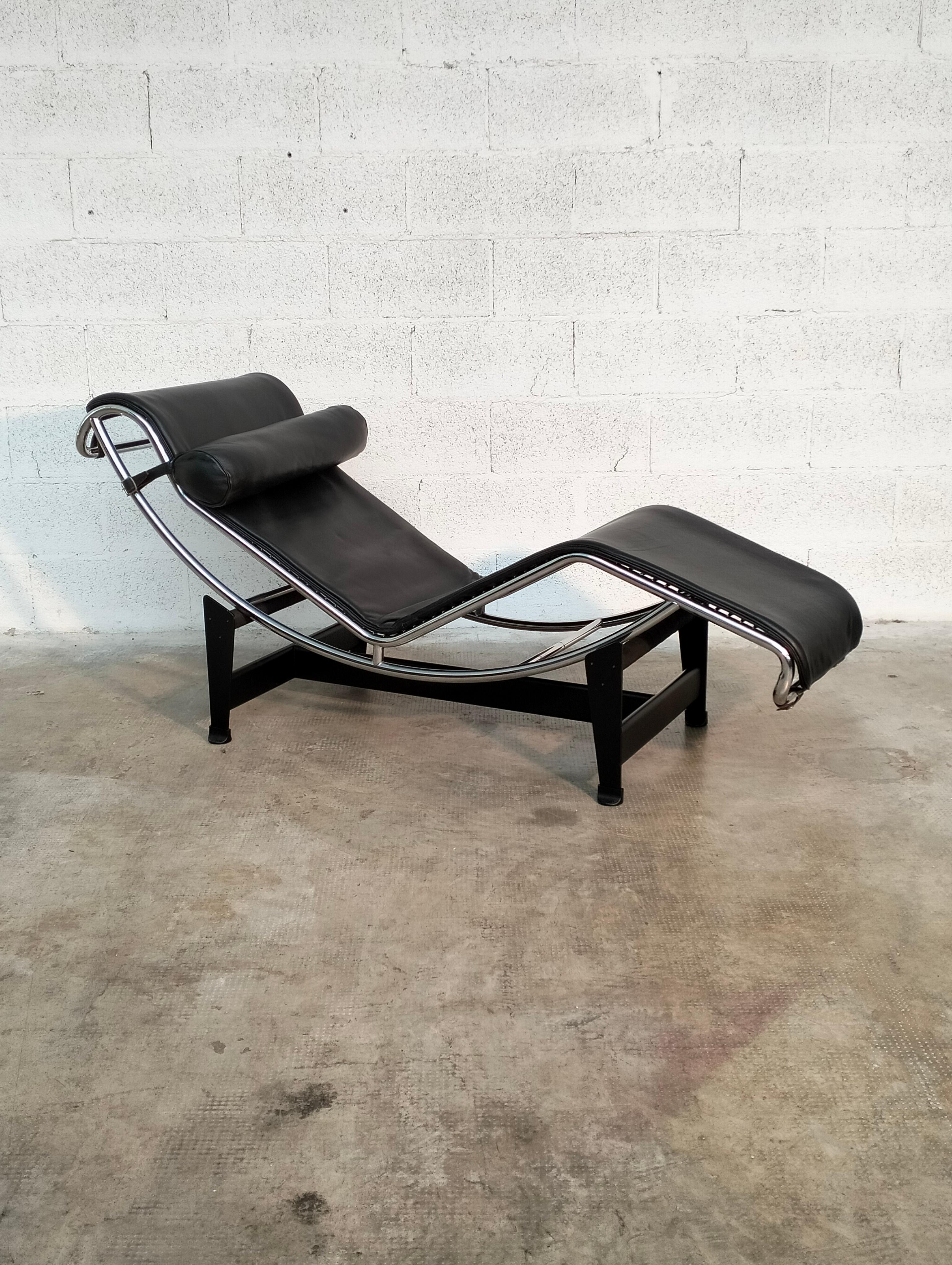 The LC4 was designed in 1928 and brought to the lime light one year later, at the Salon d'Automne in Paris. It comes from the furniture collection, which was a product of the collaboration between Le Corbusier, Charlotte Perriand and Le Corbusier’s