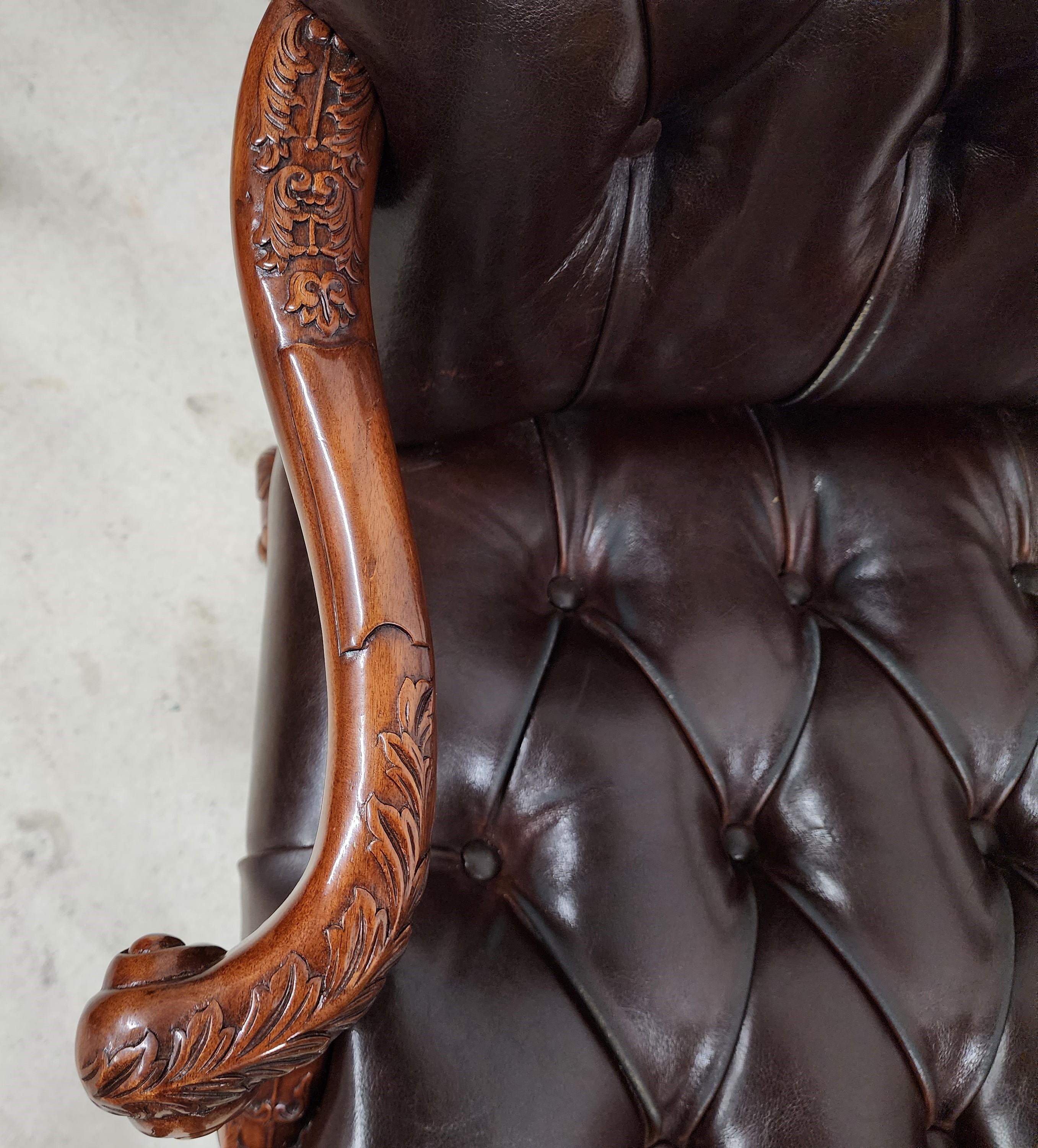 Fauteuil de bibliothèque en cuir de Theodore Alexander Bon état - En vente à Lake Worth, FL