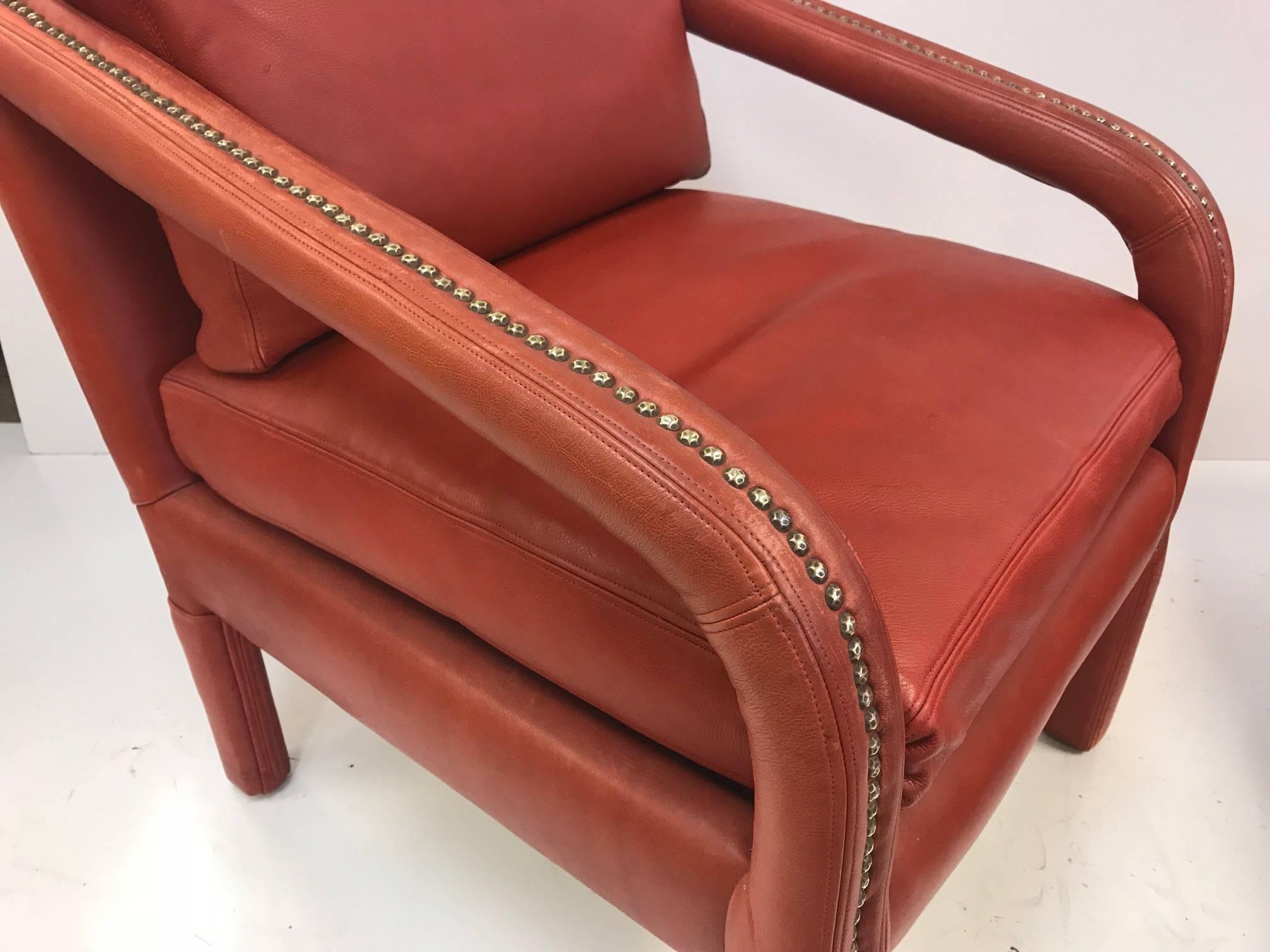 Leather Lounge Chair and Ottoman Style of Gilbert Rohde In Good Condition For Sale In New York, NY