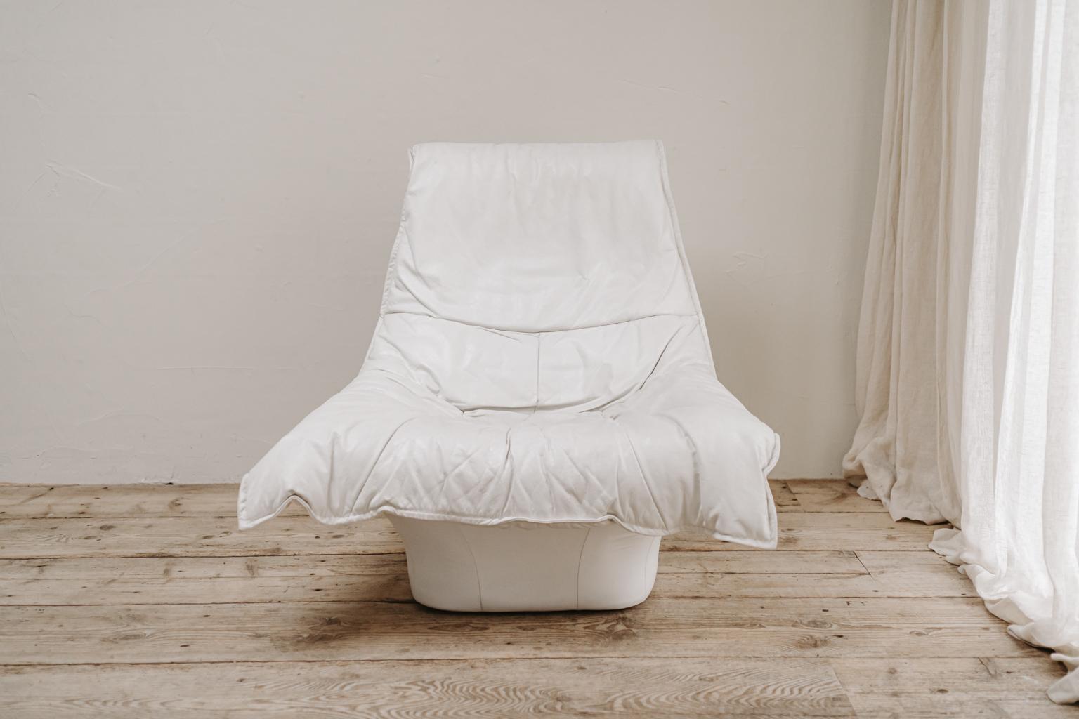 Dutch Leather Lounge Chair by Gerard Van Den Berg For Sale