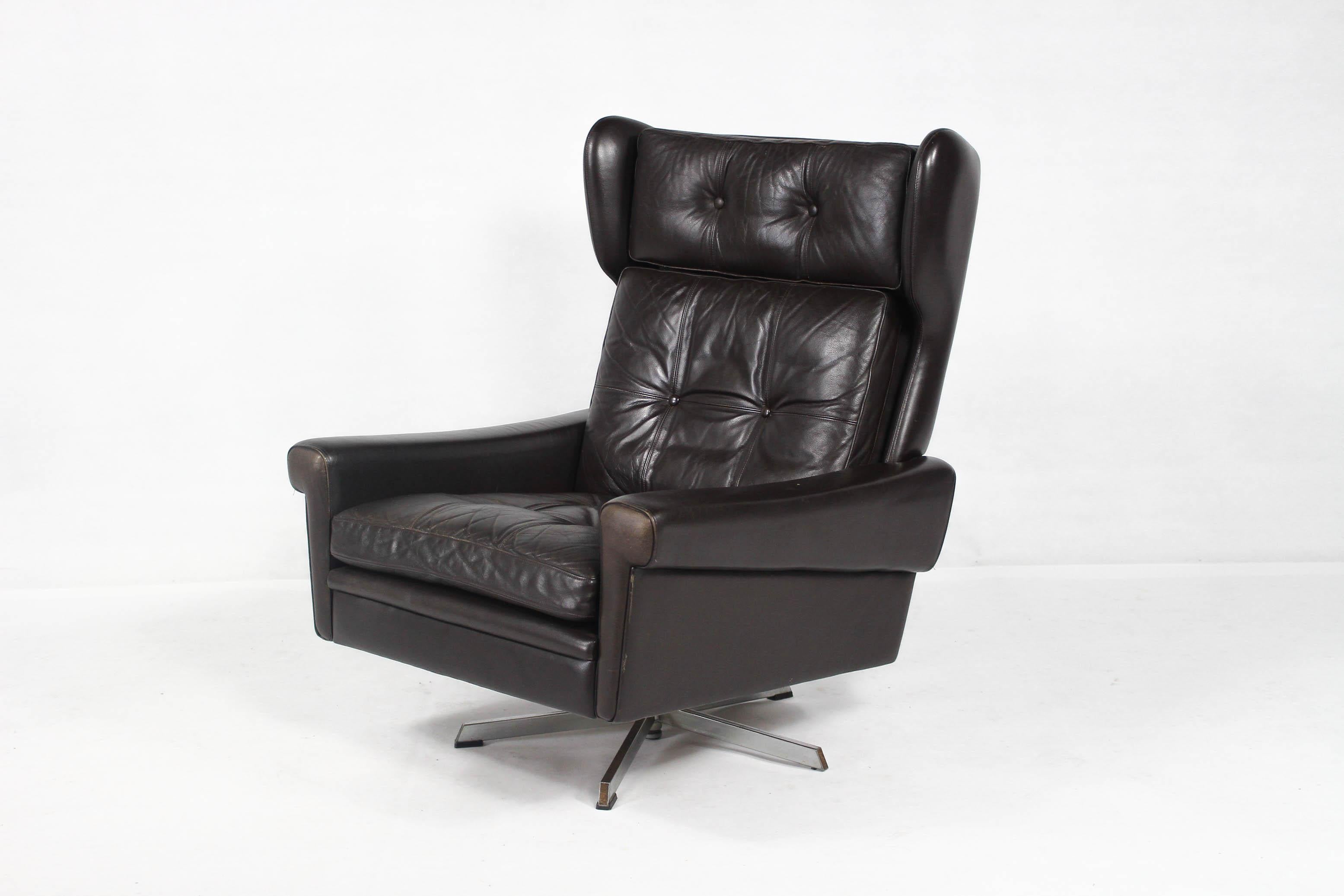 Mid-Century Modern Leather Lounge Chair By Svend Skipper, Denmark 1960s For Sale