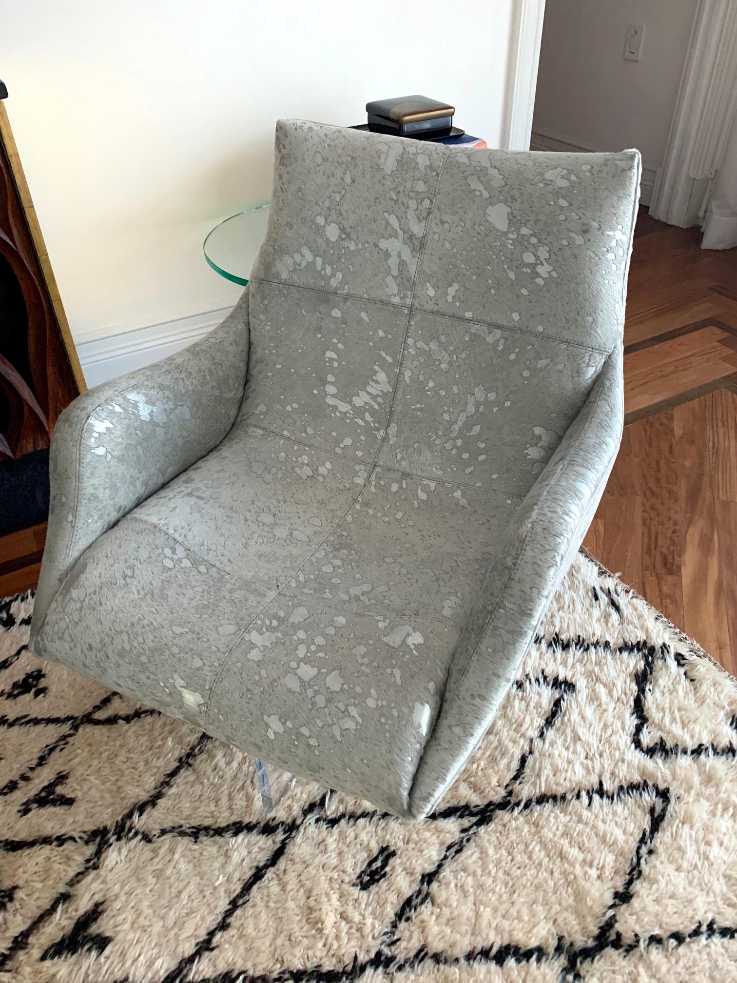 Modern Leather Lounge Chair by Vladimir Kagan