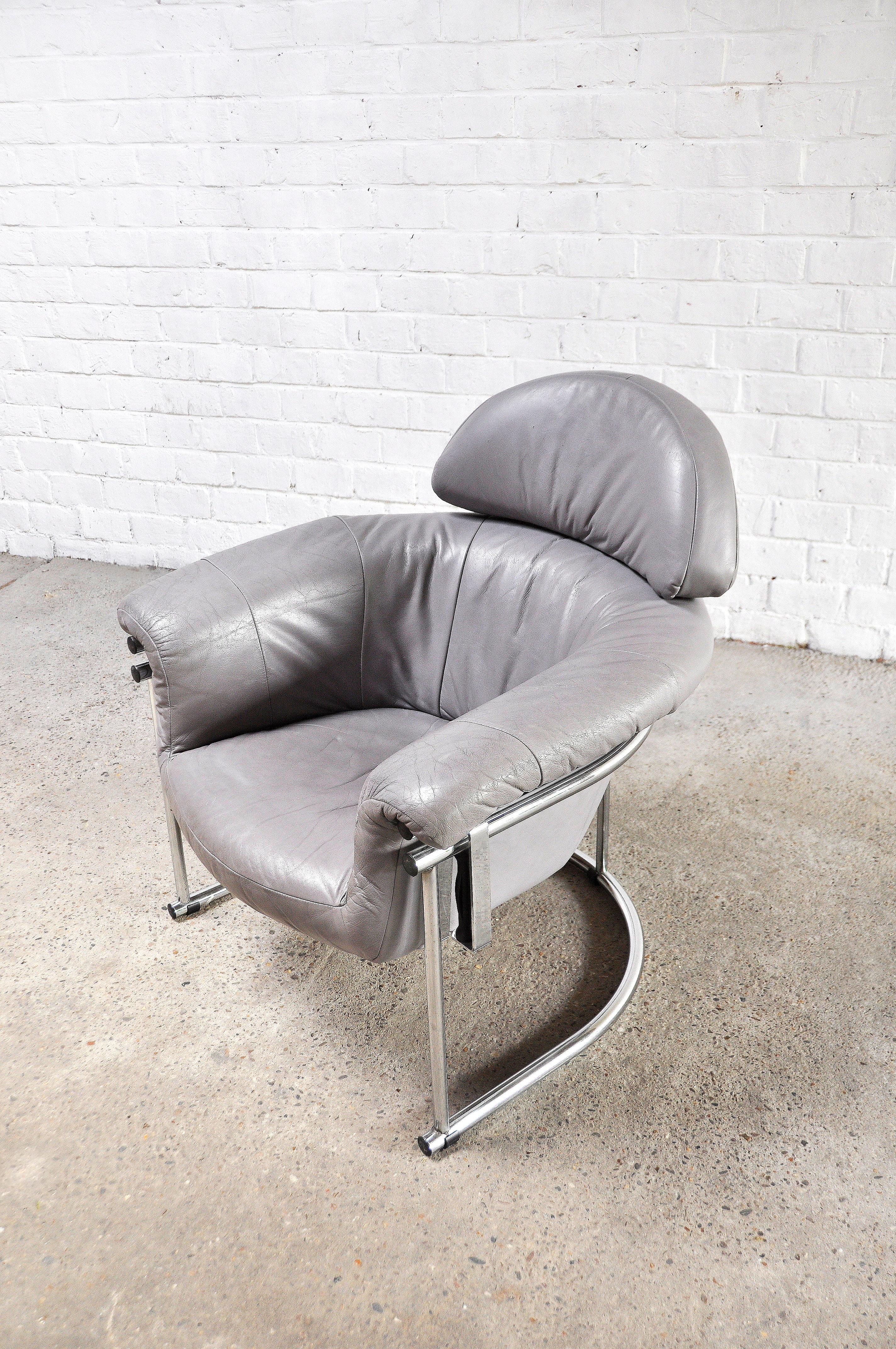 Italian Leather Lounge Chair with Tubular Chrome Frame, 1980s