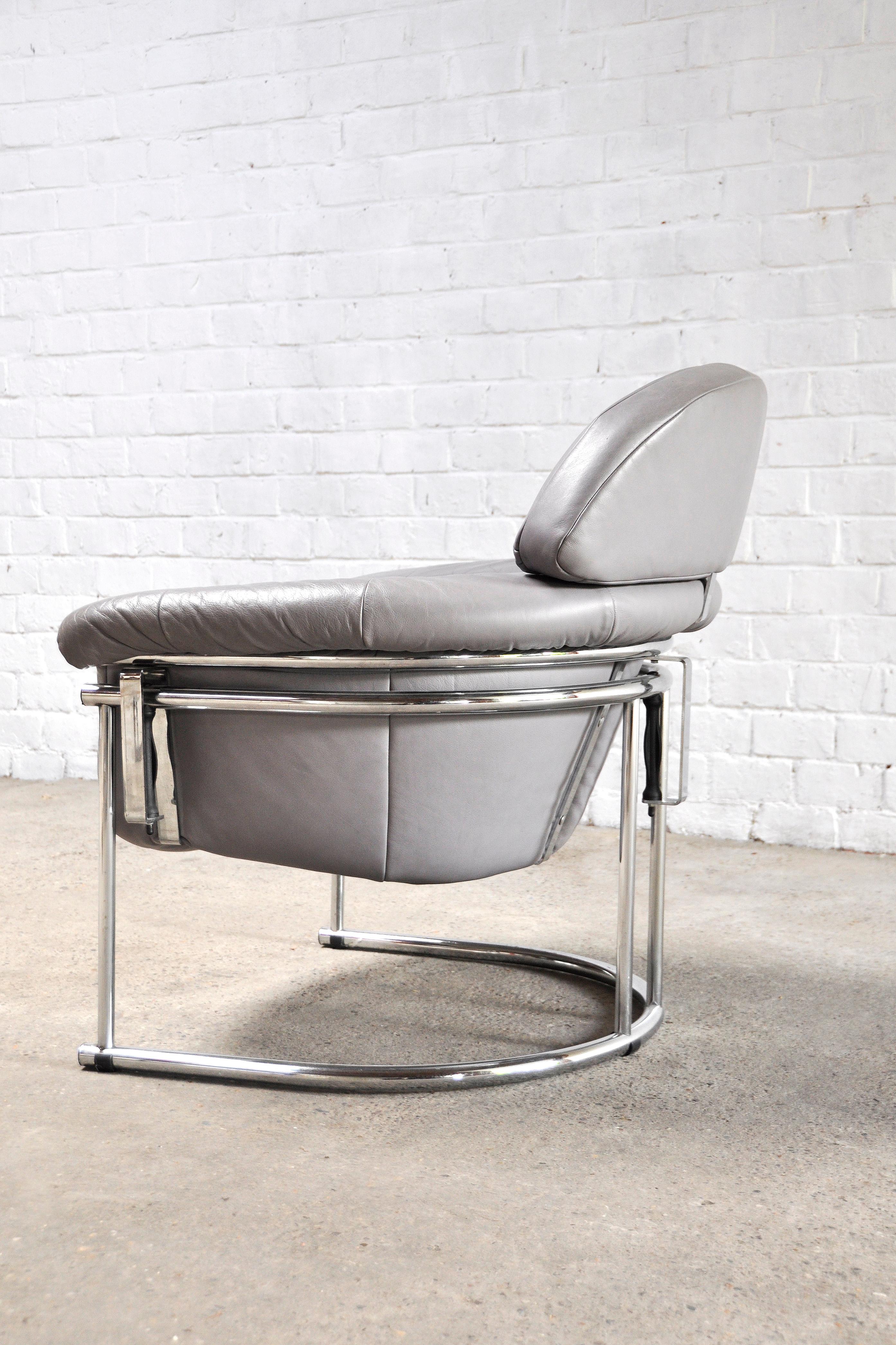 Leather Lounge Chair with Tubular Chrome Frame, 1980s 1