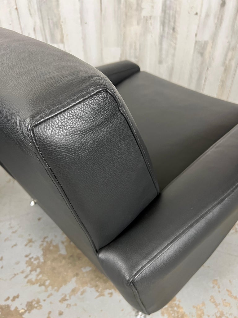 Leather Lounge Chairs by Airborne For Sale 12