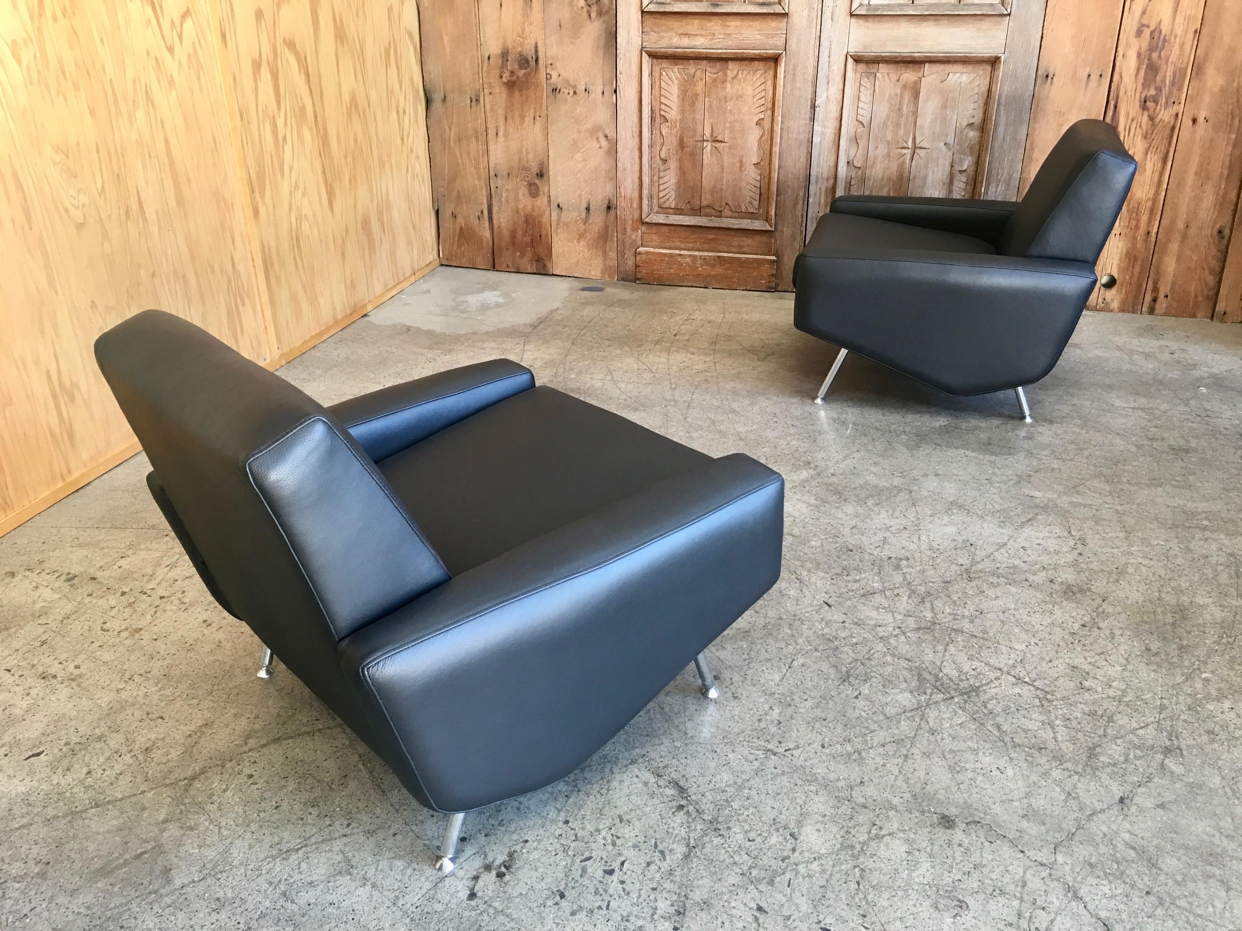 Mid-Century Modern Leather Lounge Chairs by Airborne