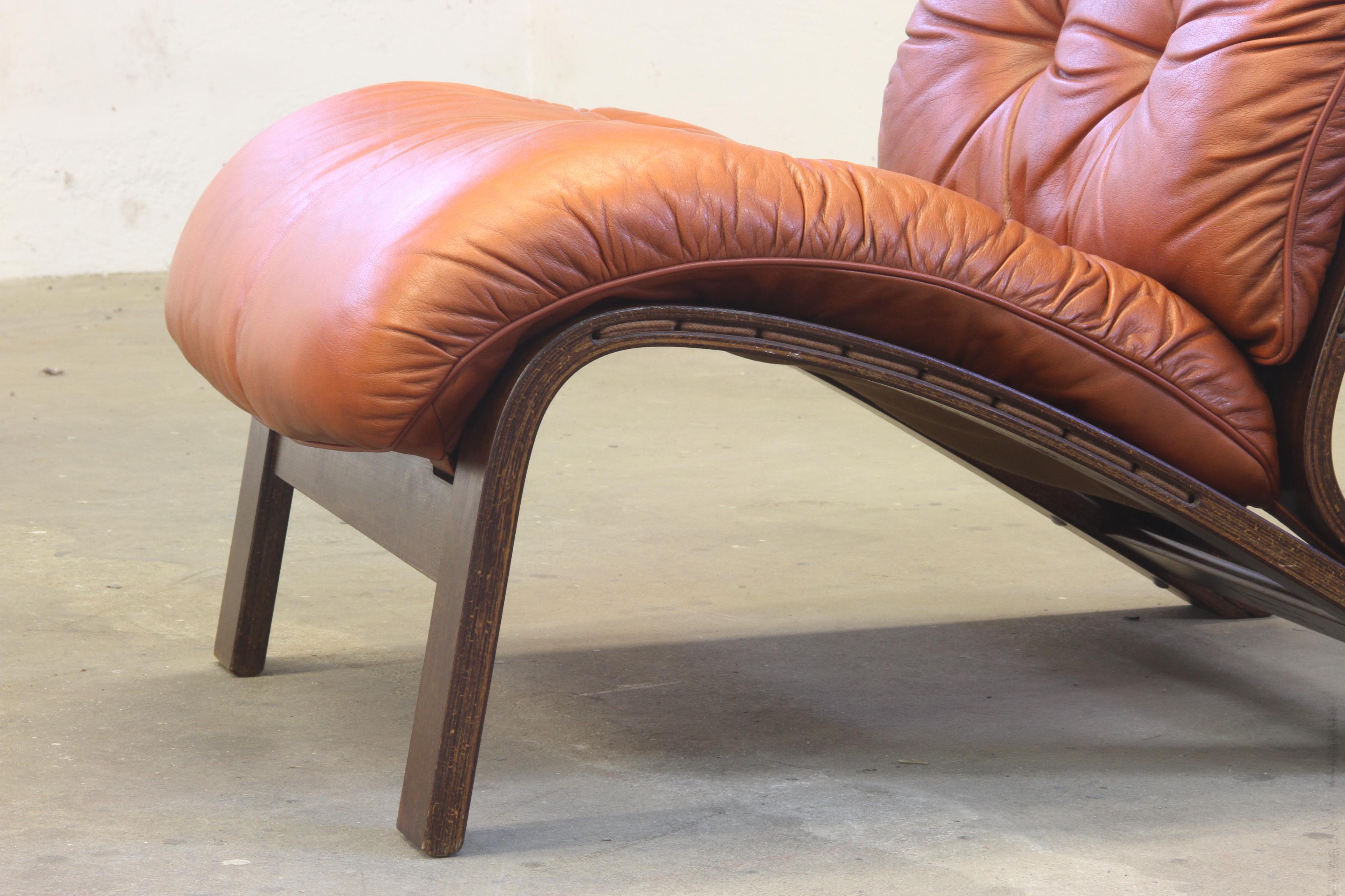 Leather Lounge Chairs by Elsa Solheim & Nordahl Solheim for Rybo Rykken In Good Condition For Sale In Store Heddinge, DK