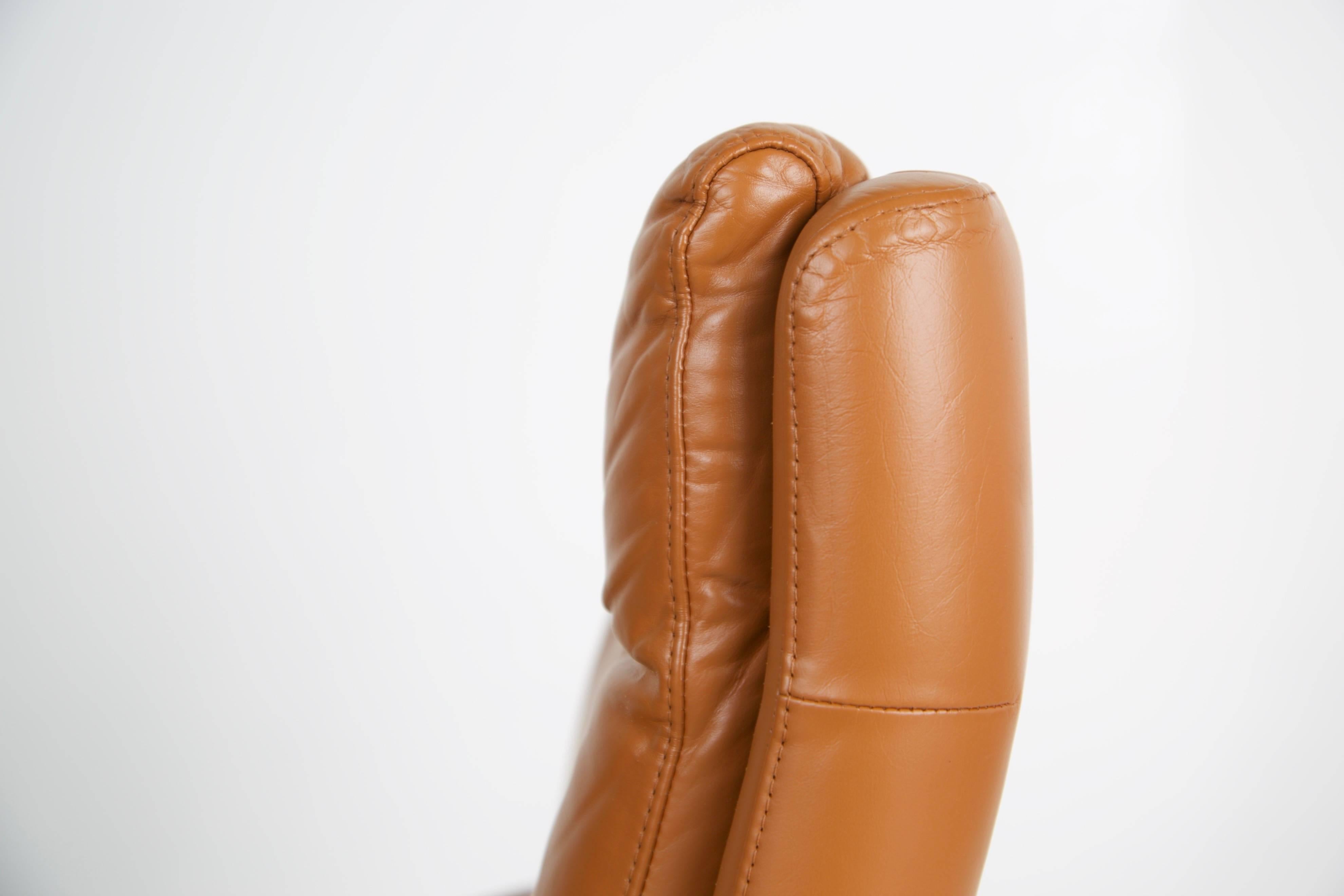 Leather and Steel Lounge Chairs by Raphael, France, circa 1970 5