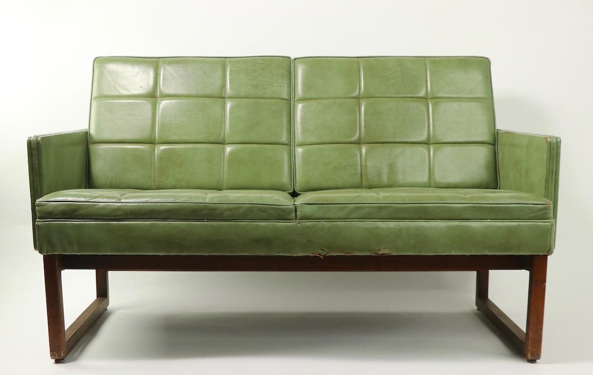 gunlocke leather sofa