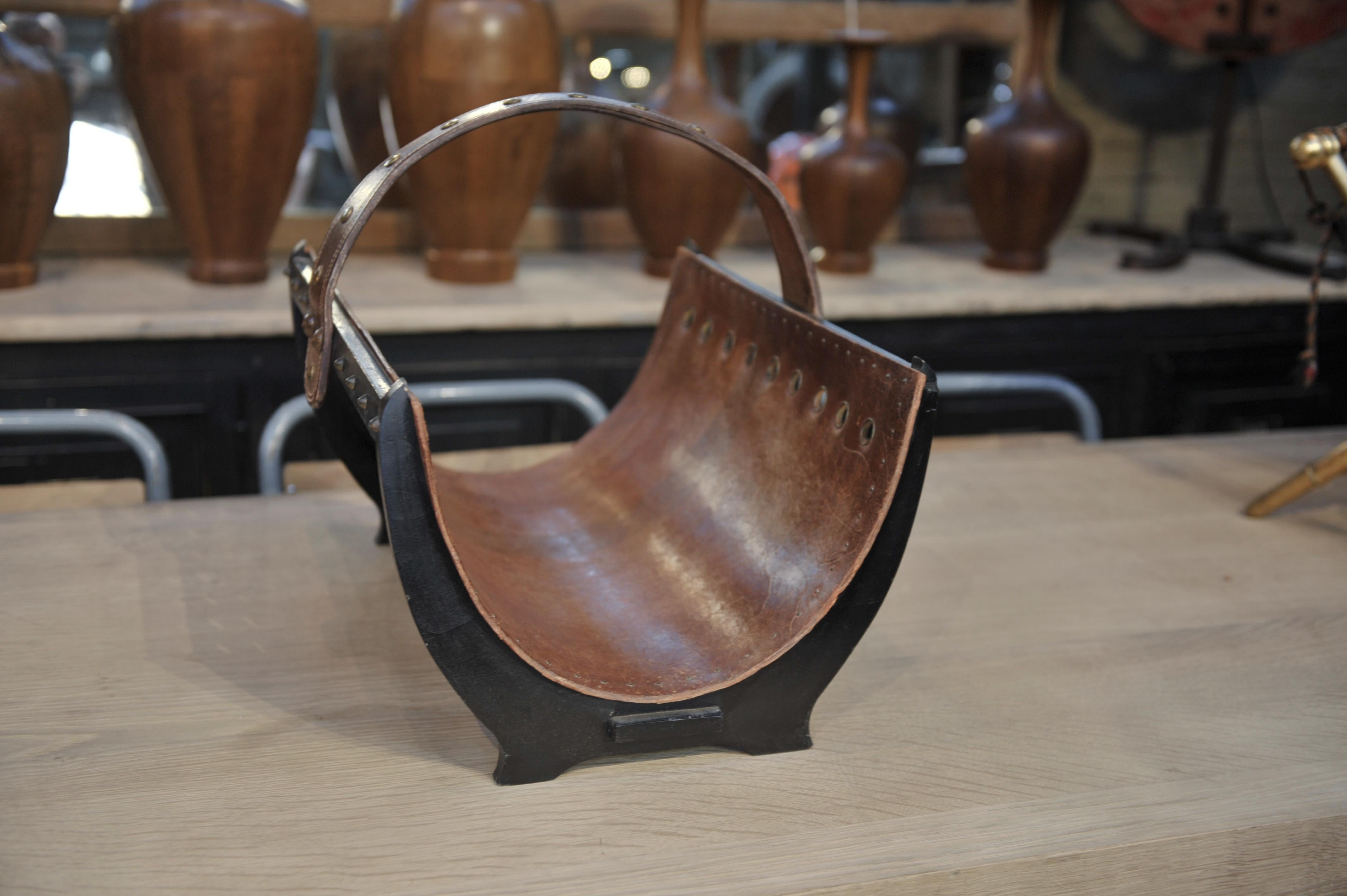 Leather Magazine Holder, circa 1960 In Good Condition In Roubaix, FR