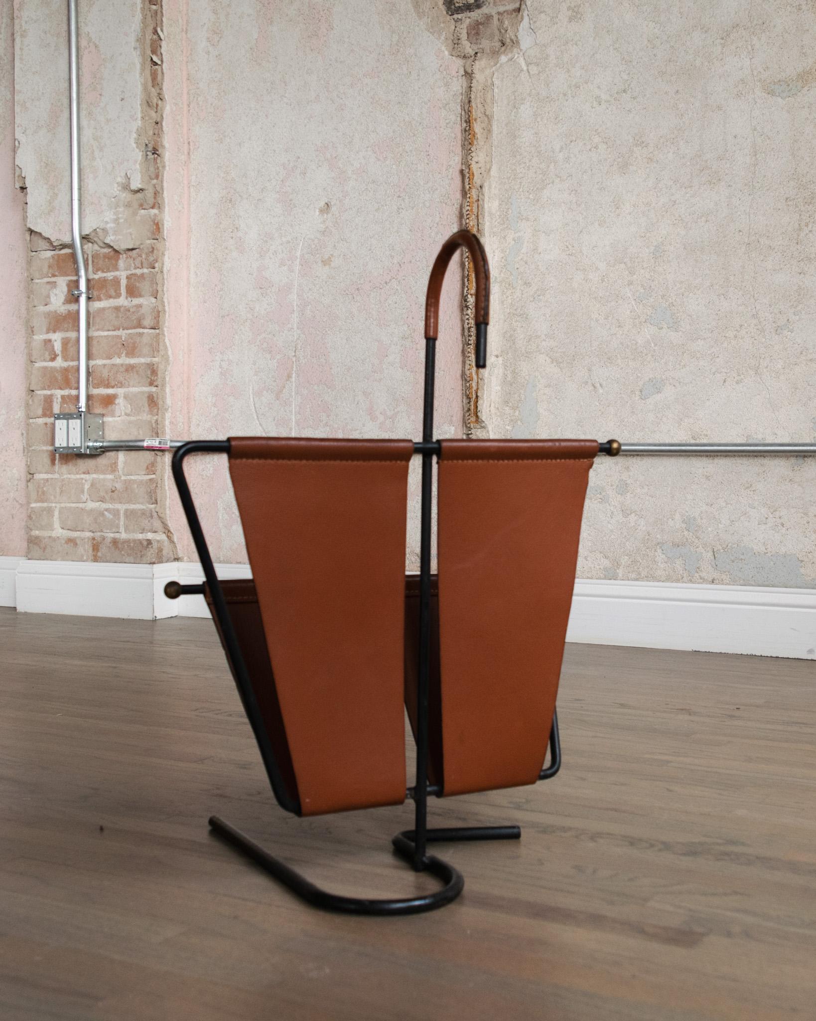 Mid-Century moderno Portariviste in pelle di Jacques Adnet in vendita