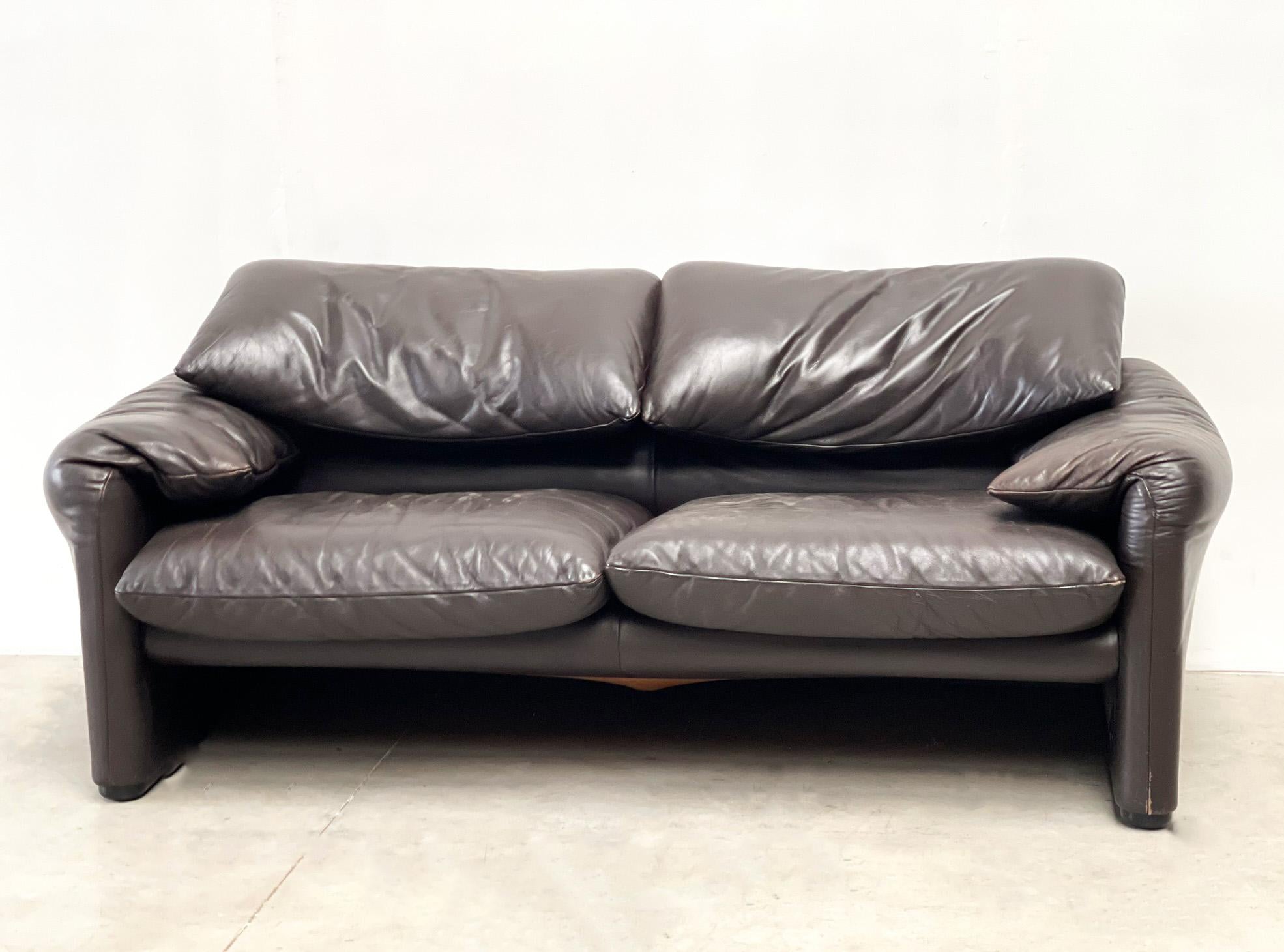 Leather Maralunga Sofa by Vico Magistretti for Cassina In Good Condition In HEVERLEE, BE