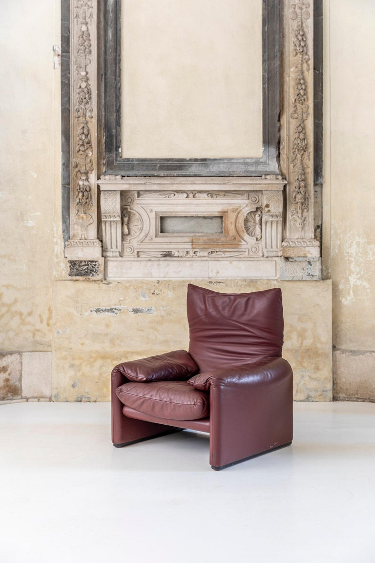 Leather Maralunga Three-Seat Sofa and Armchairs by Vico Magistretti for Cassina 6