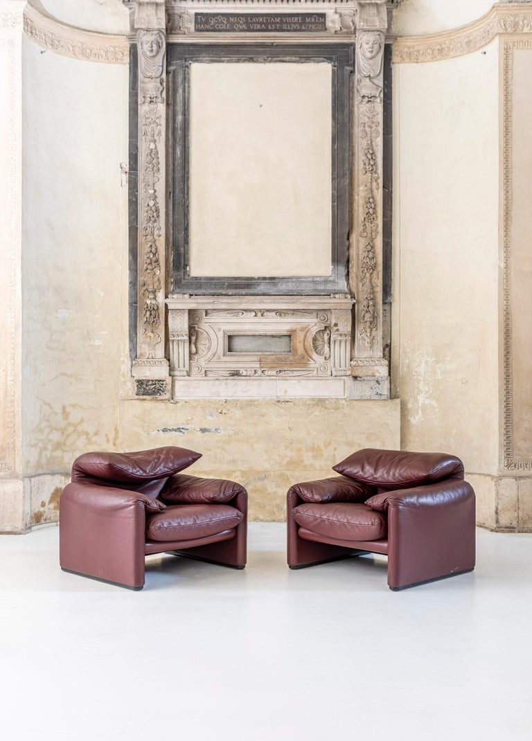 Leather Maralunga Three-Seat Sofa and Armchairs by Vico Magistretti for Cassina 13