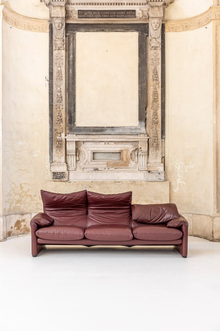 Italian Leather Maralunga Three-Seat Sofa and Armchairs by Vico Magistretti for Cassina