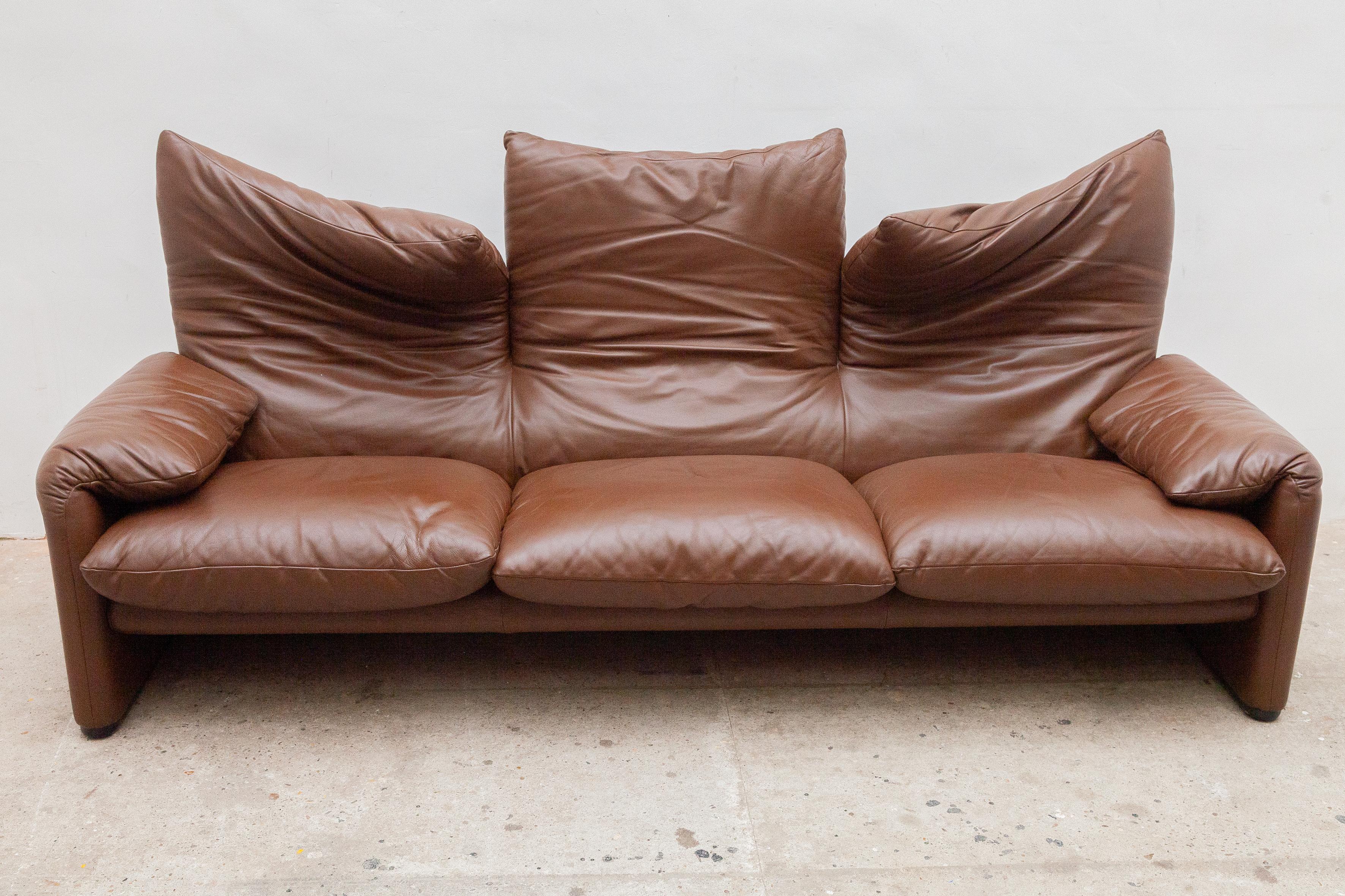 marquetta sofa