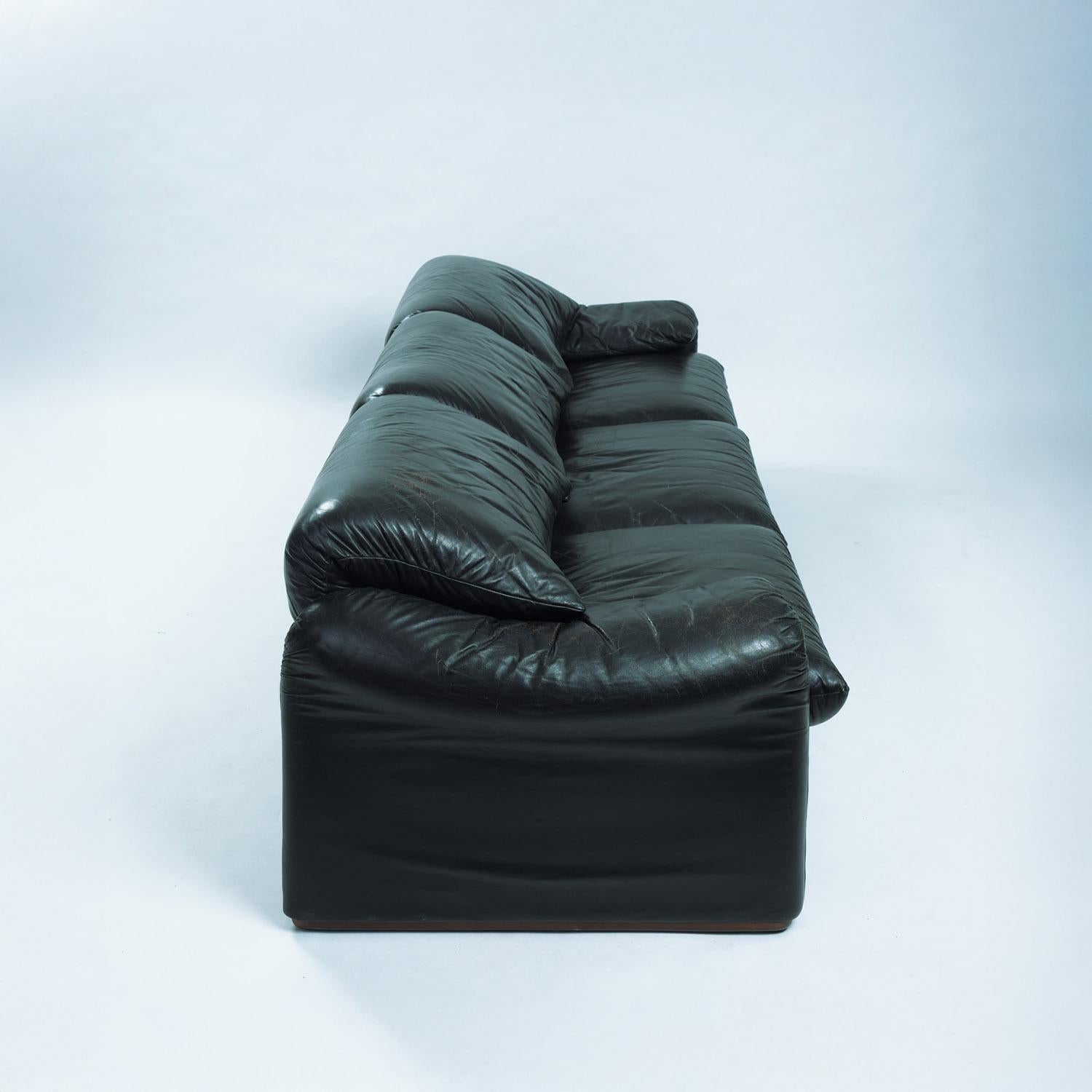 Canapé Maralunga Vico Magistretti pour Cassina, 1970 en vente 10