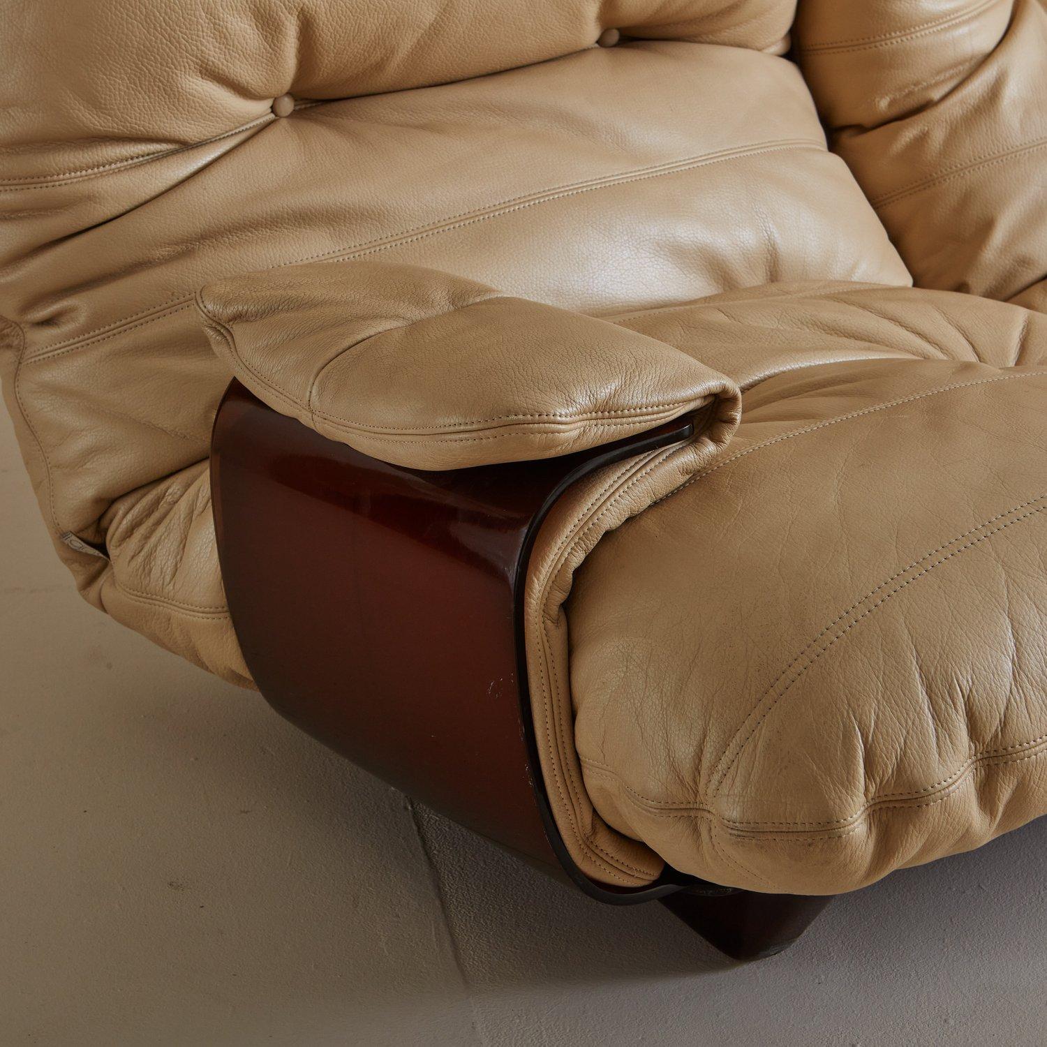 Dreisitziges Marsala-Sofa aus Leder von Michel Ducaroy für Lignet Roset, Frankreich 1970er Jahre im Zustand „Gut“ im Angebot in Chicago, IL