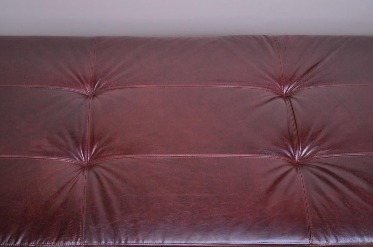 Leather 'Matinee' Sofa / Daybed by Vladimir Kagan 11