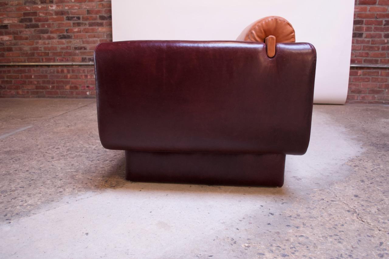 Leather 'Matinee' Sofa / Daybed by Vladimir Kagan In Good Condition In Brooklyn, NY