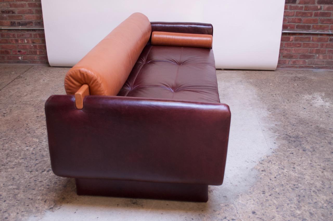 Leather 'Matinee' Sofa / Daybed by Vladimir Kagan 1