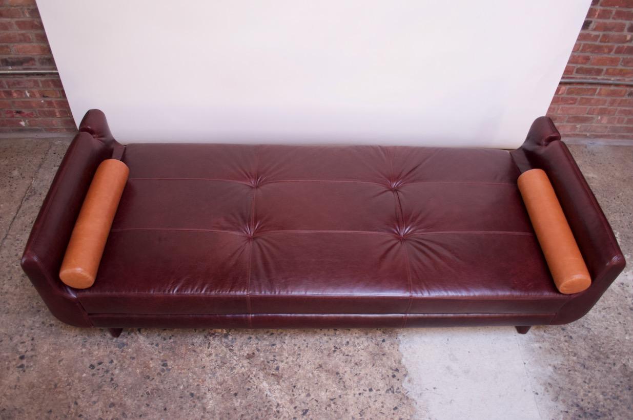 Leather 'Matinee' Sofa / Daybed by Vladimir Kagan 3