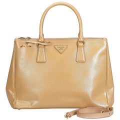Leather Medium Saffiano Lux Double Zip Galleria Satchel w Dust Bag Authenticity