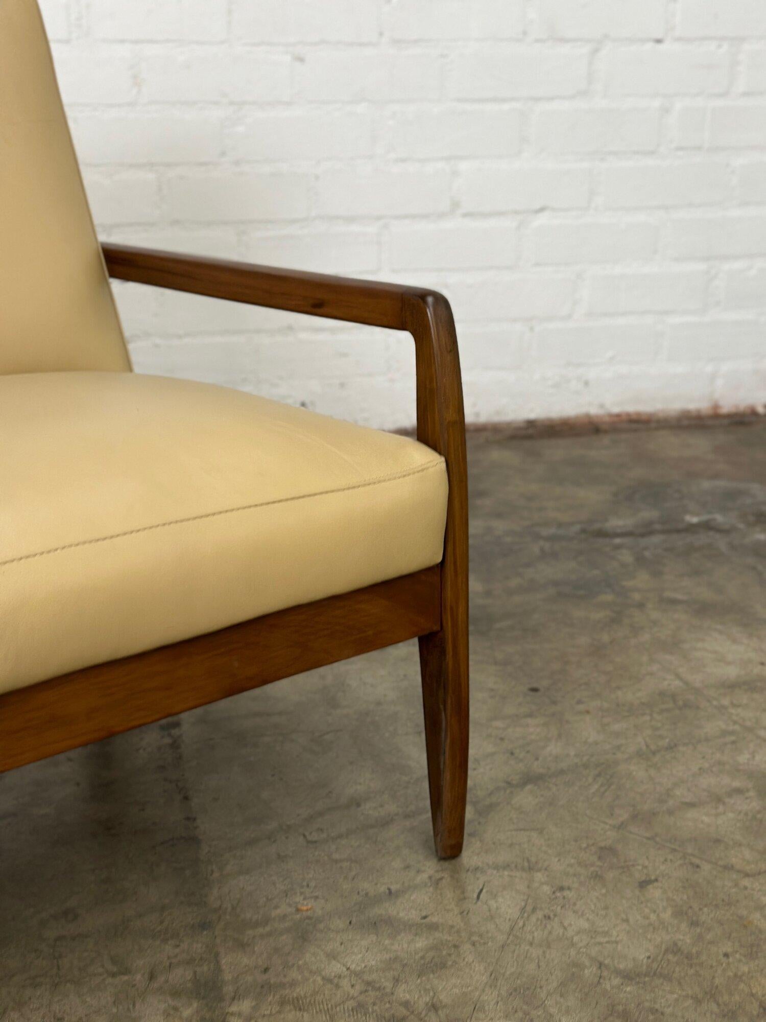 Leather Mid Century Lounge Chair For Sale 7