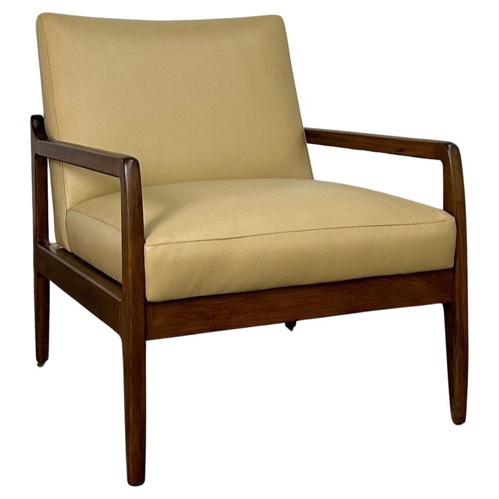 Leather Mid Century Lounge Chair For Sale