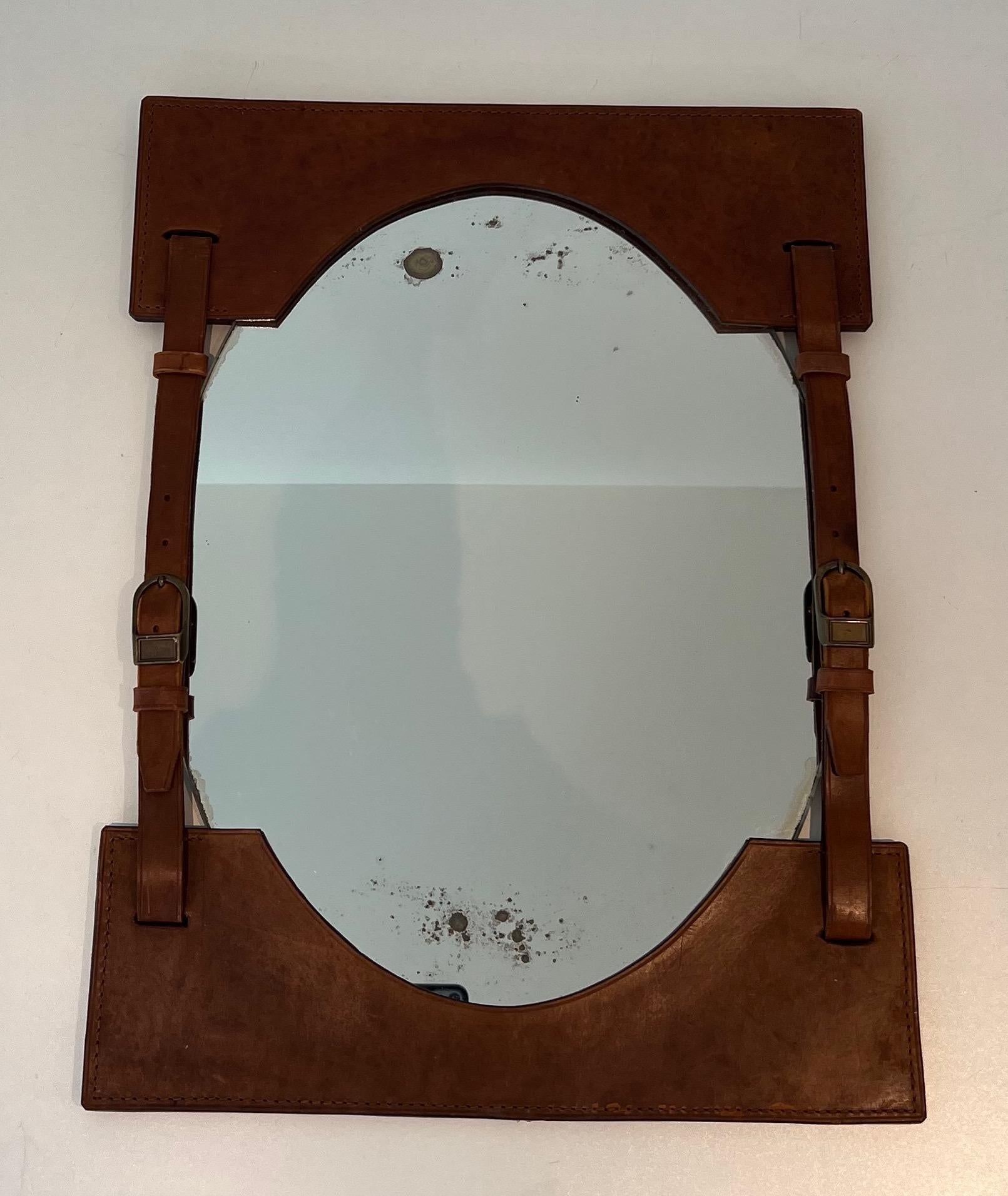 Miroir en cuir dans le style de Jacques Adnet en vente 5