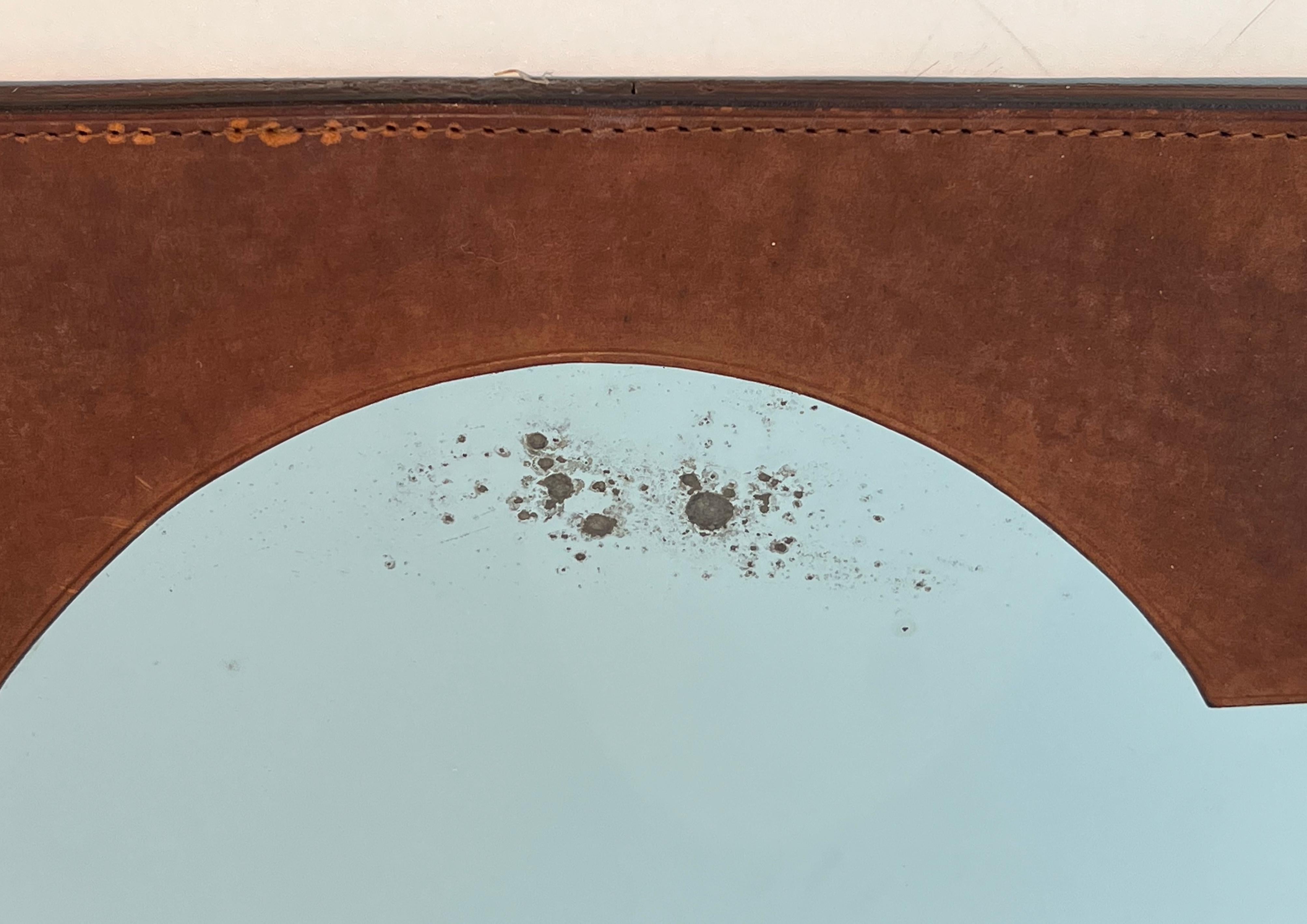 Miroir en cuir dans le style de Jacques Adnet en vente 9