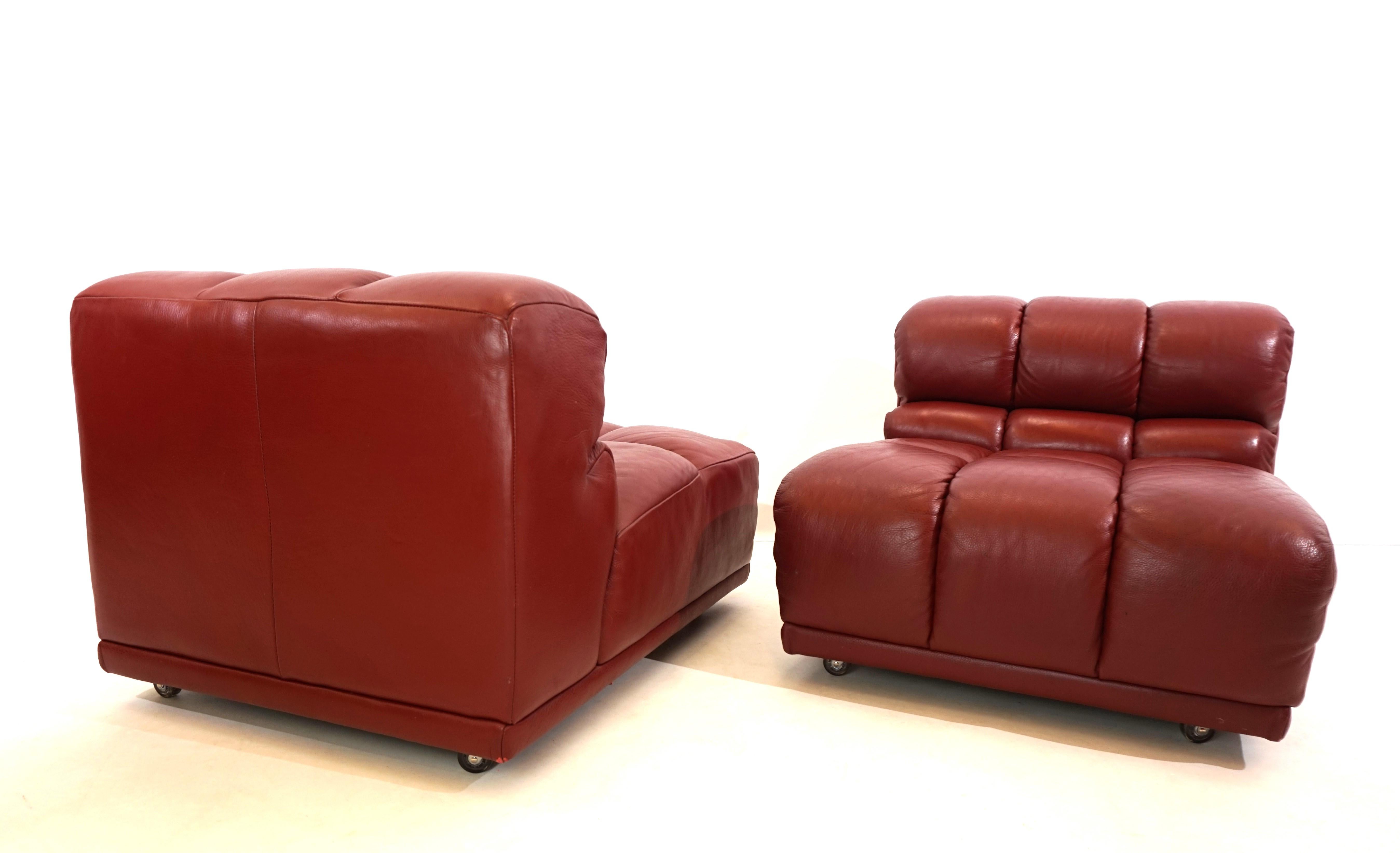Leather modular armchair set of 2 Italy 70s For Sale 4