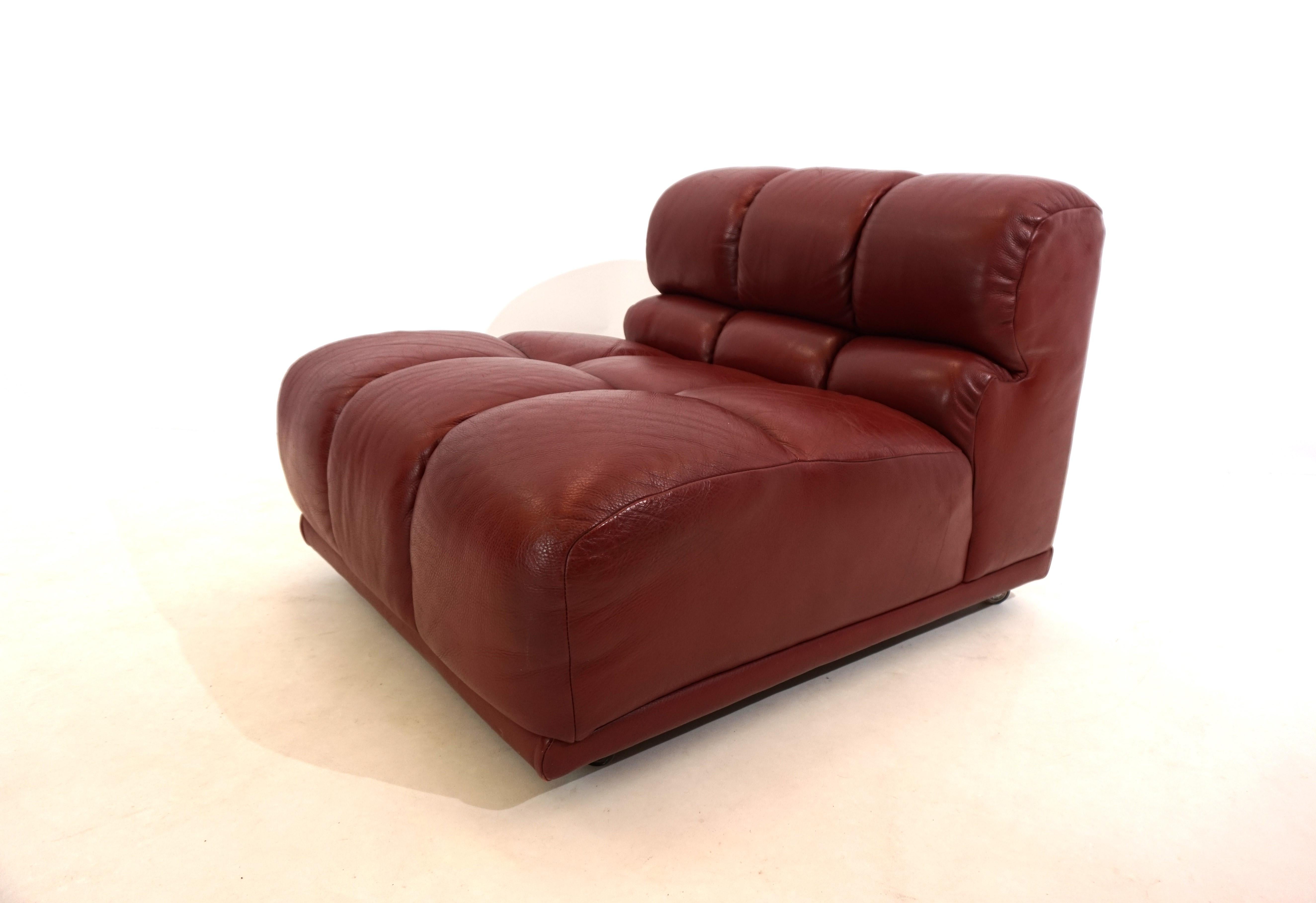 Leather modular armchair set of 2 Italy 70s For Sale 9