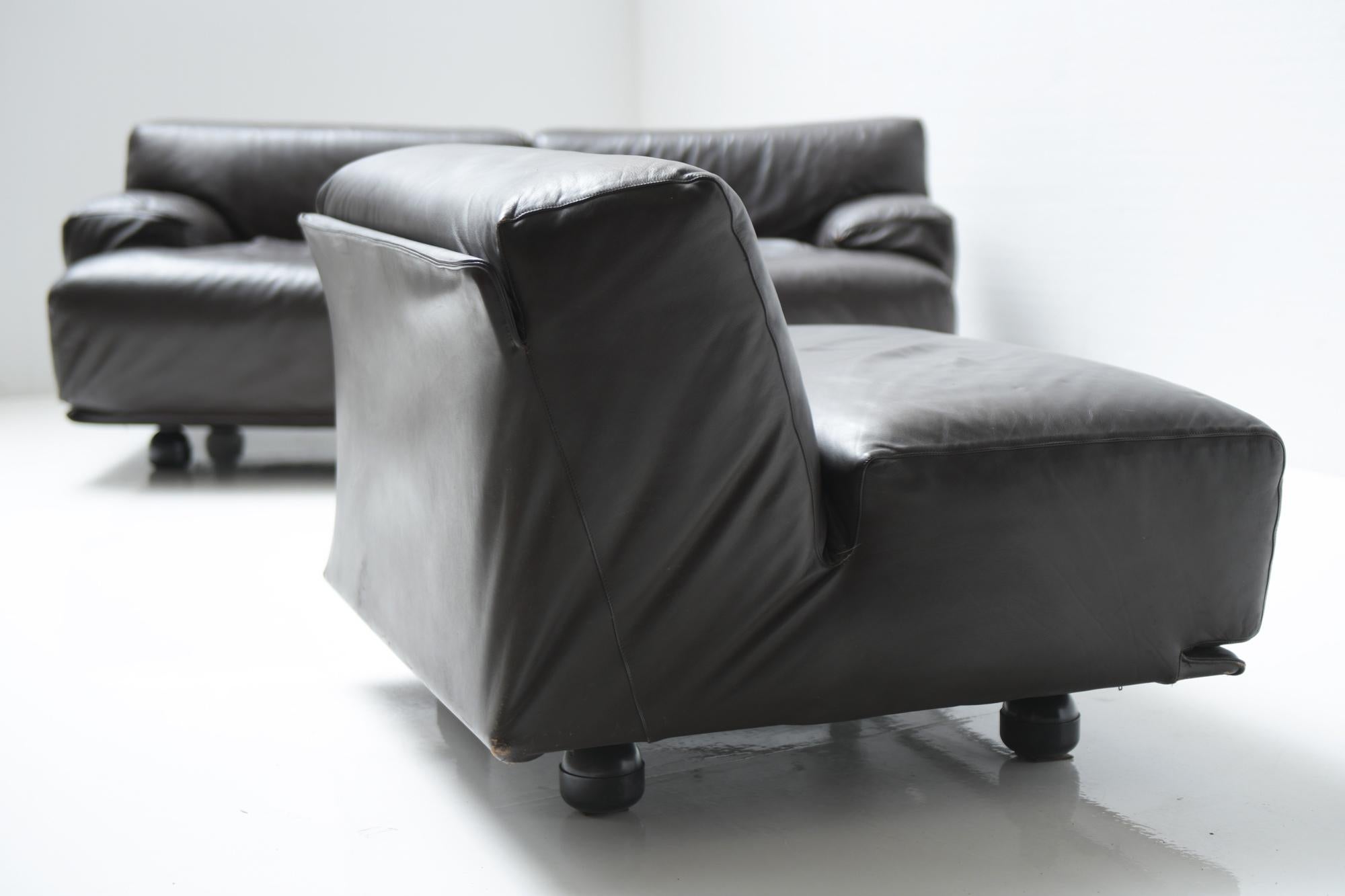 Leather Modular Fiandra Sofa by Vico Magistretti for Cassina, Italy For Sale 3